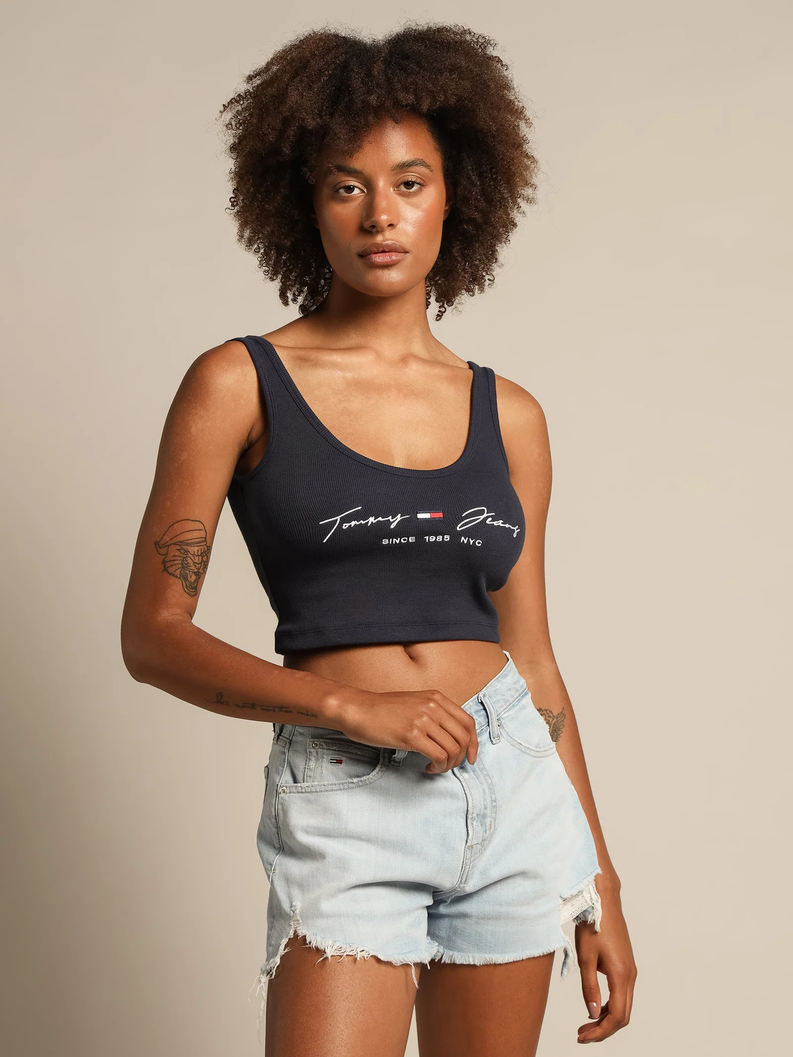 Script Linear Rib Top - Image 4