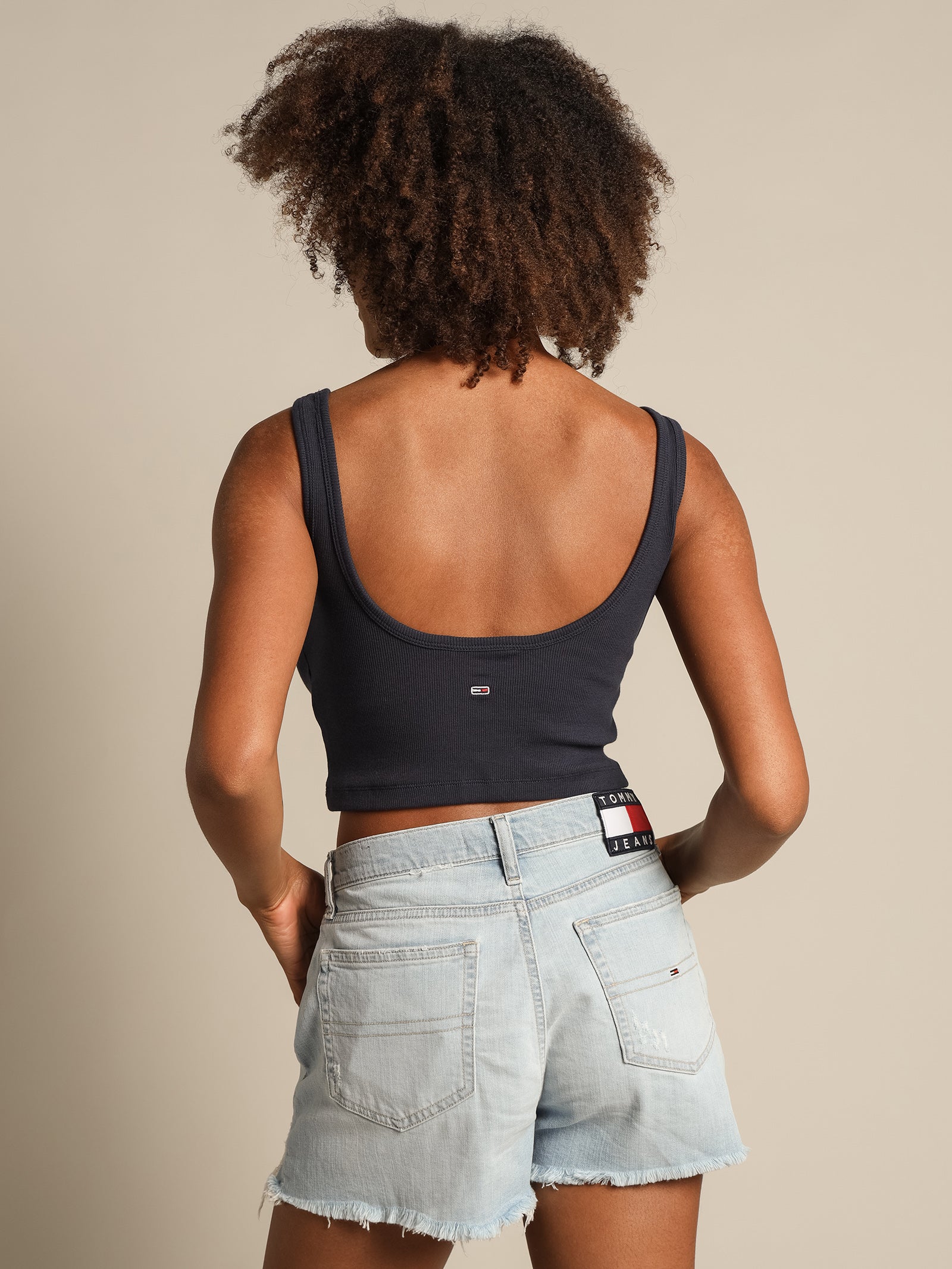 Script Linear Rib Top - Image 7