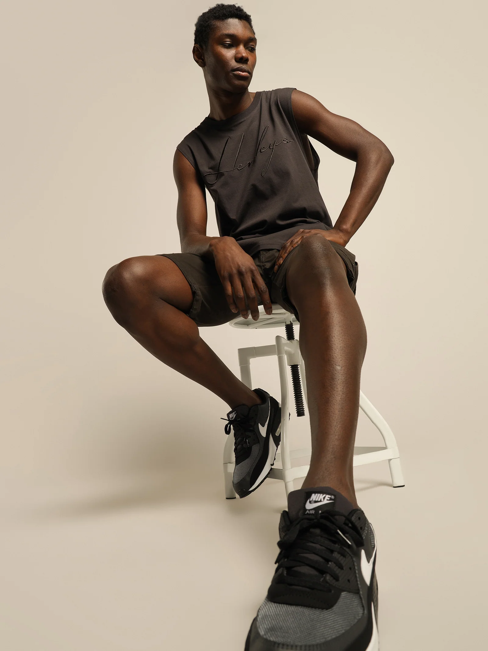 Script Logo Muscle Shirt - Image 6