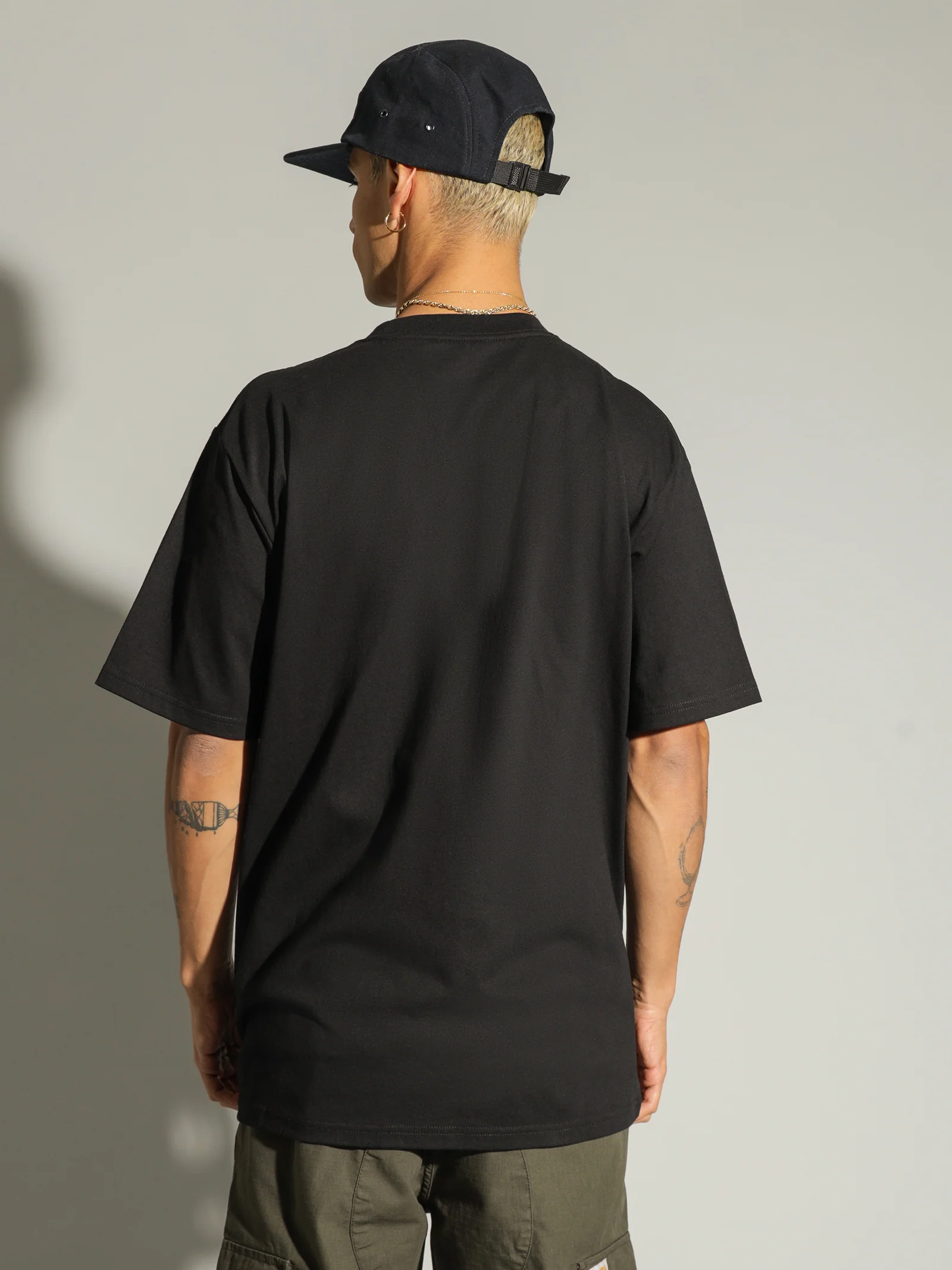 Short Sleeve University Script T-Shirt - Image 6
