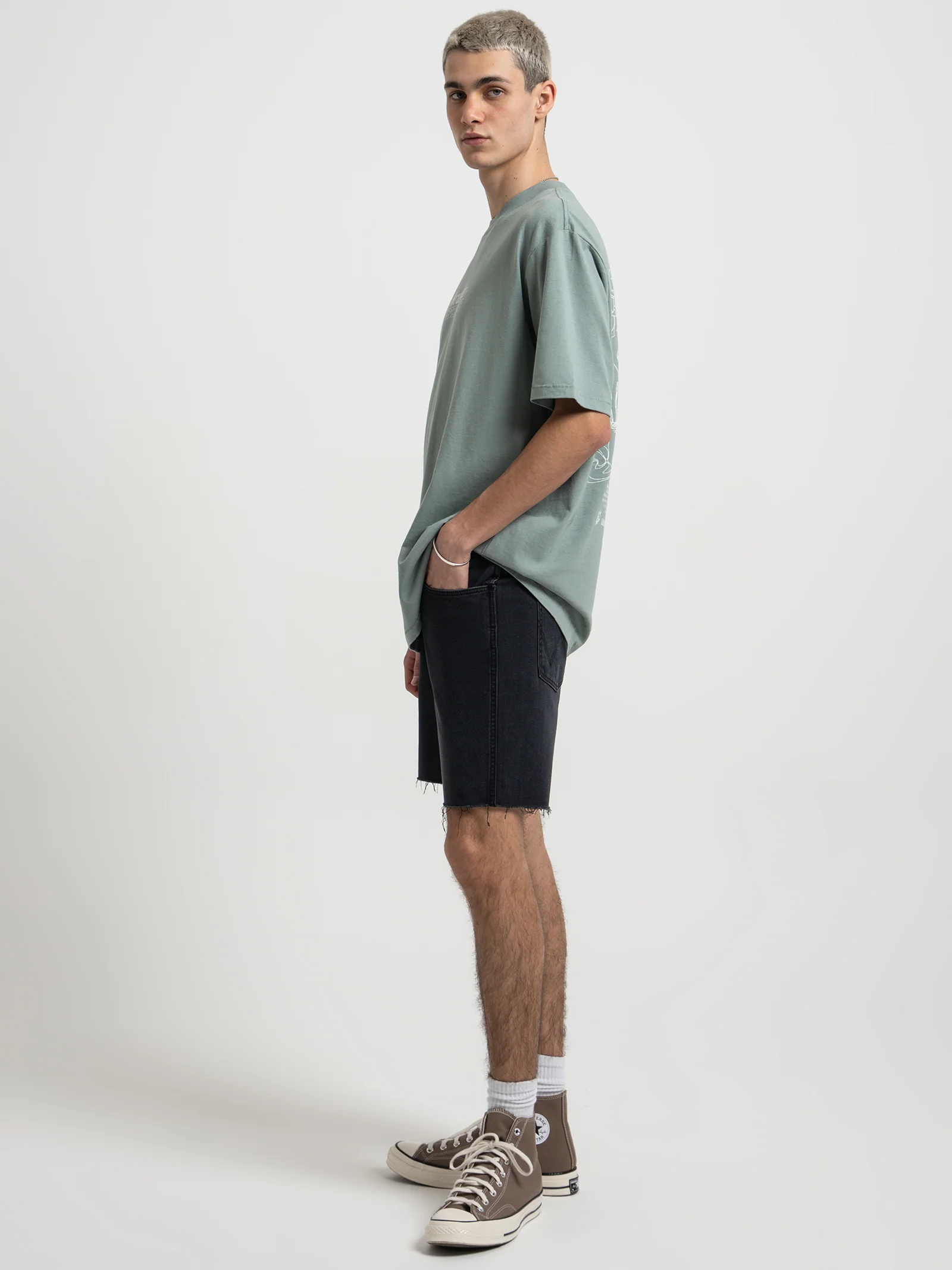 Shroom Fields Slacker T-Shirt - Image 4