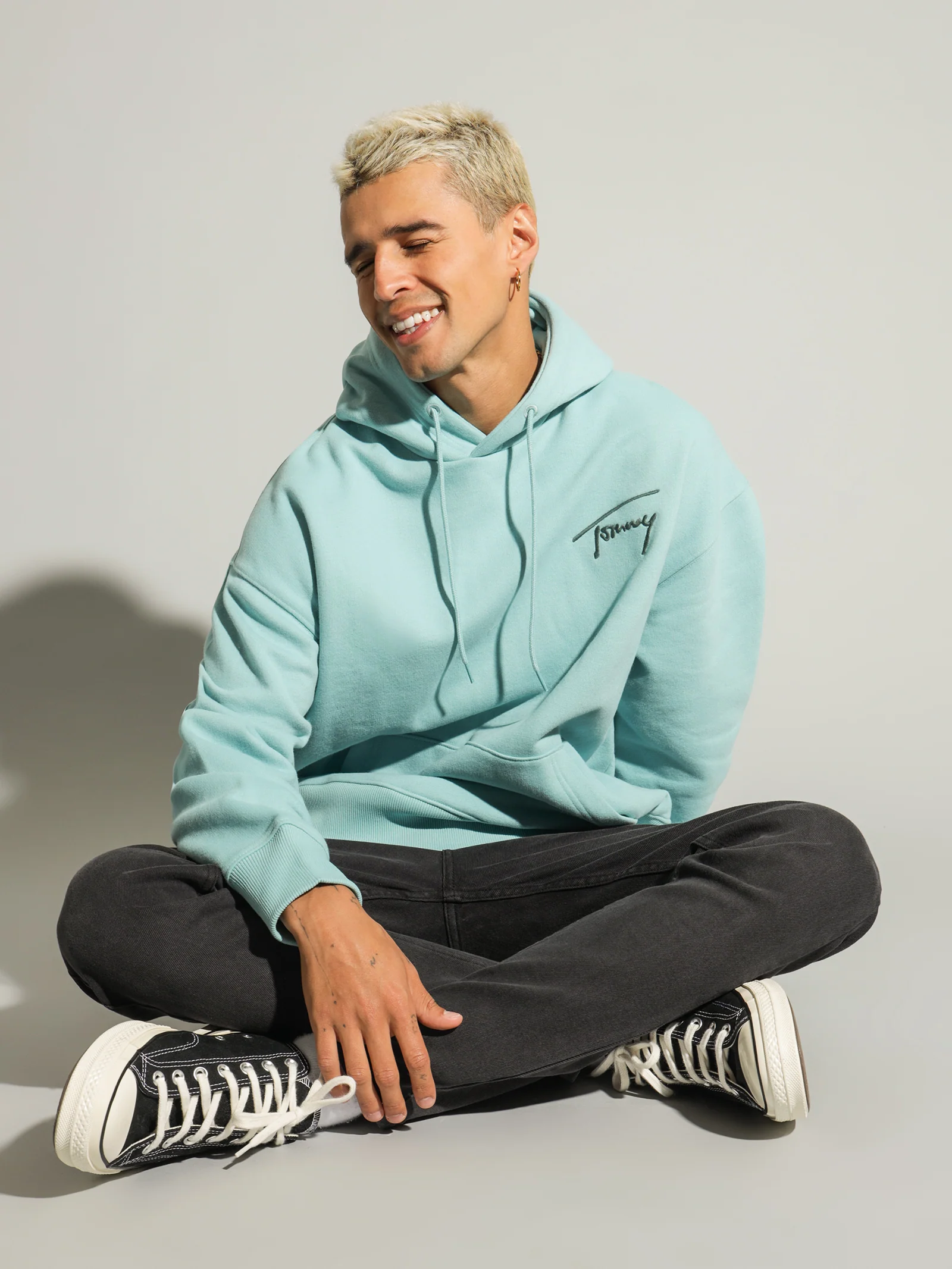 Signature Logo Relaxed Fit Hoodie - Image 2