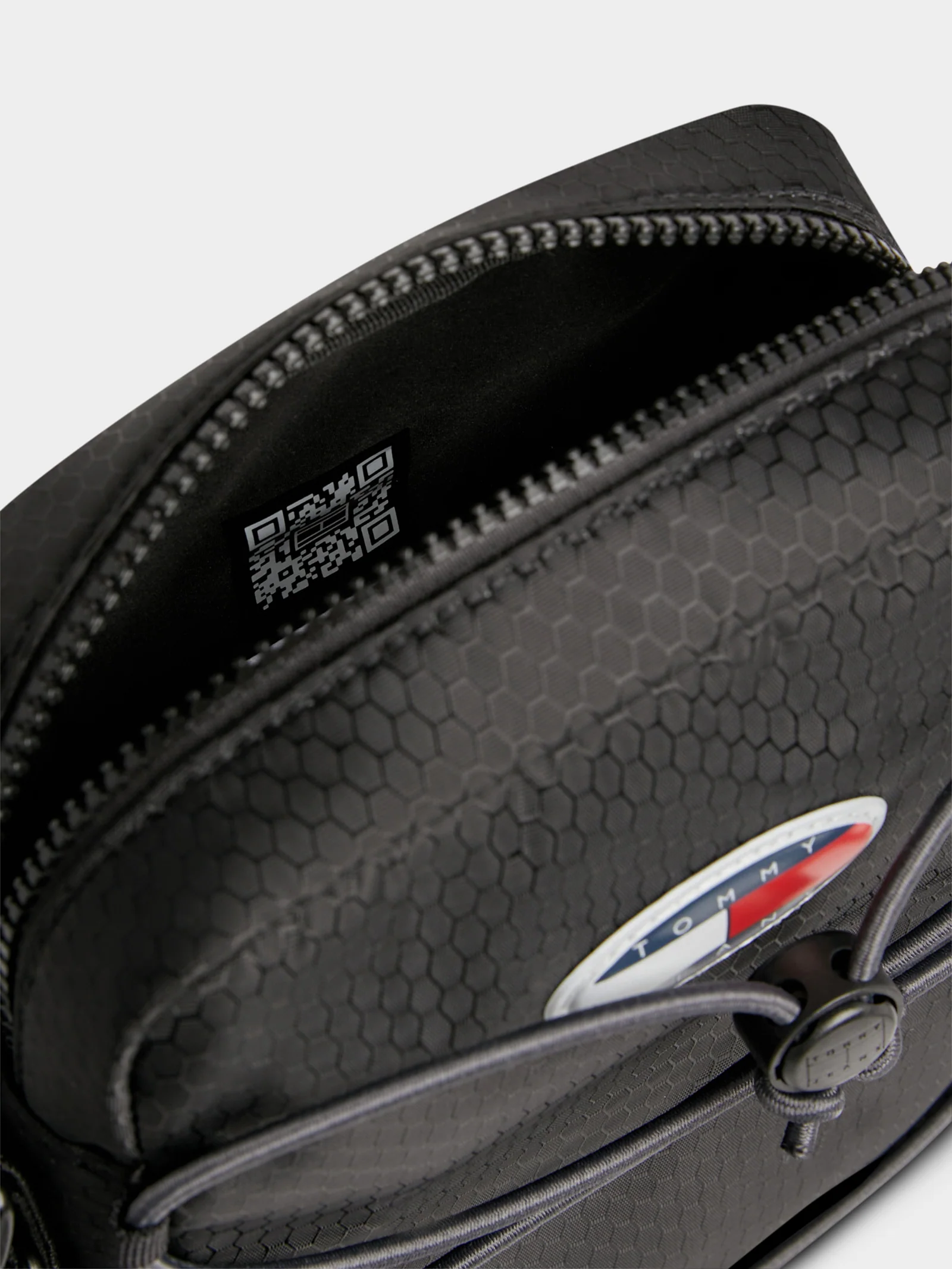 Skater Boy Reporter Sling Bag - Image 3