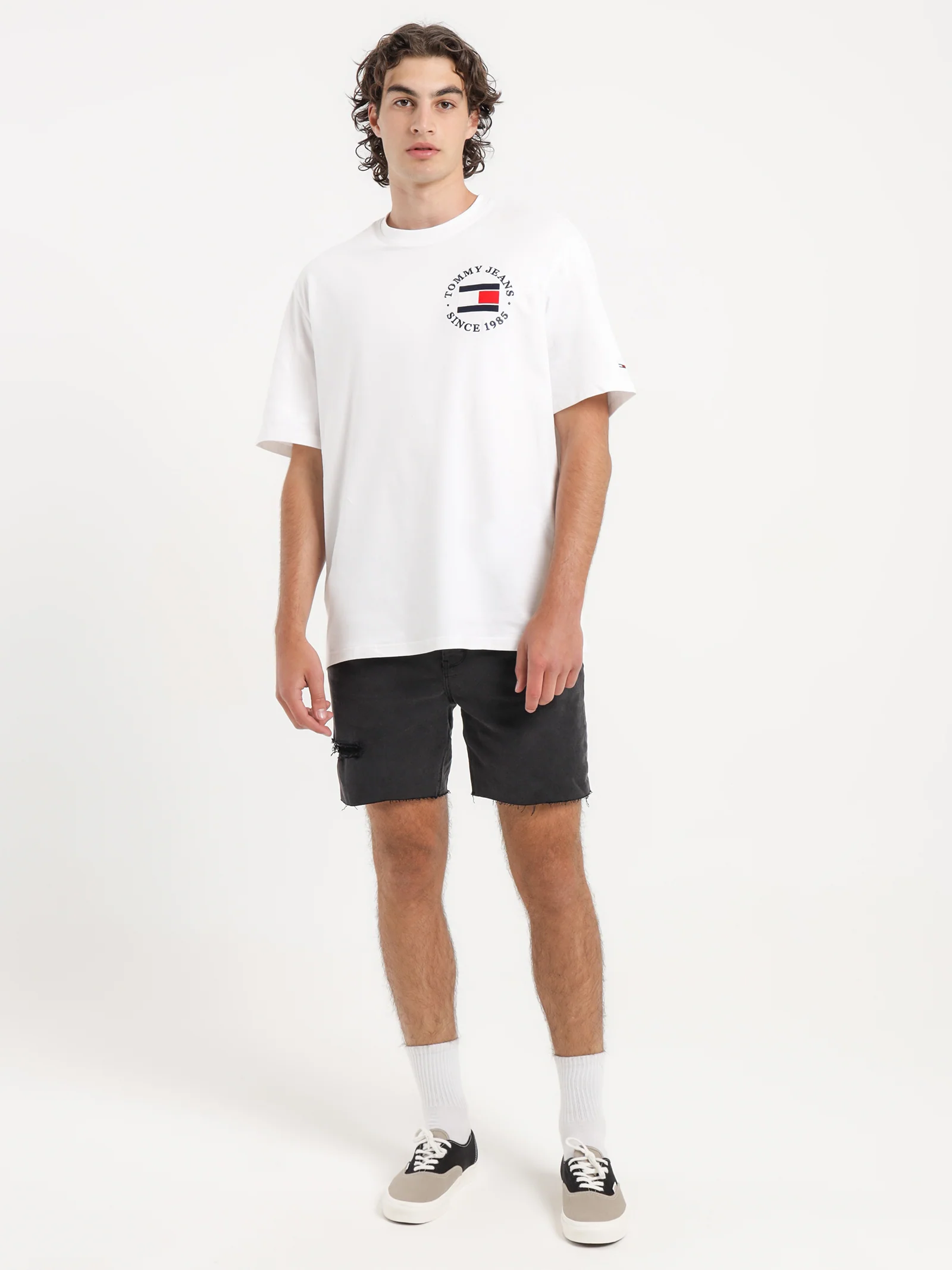 Skater Timeless T-Shirt - Image 2