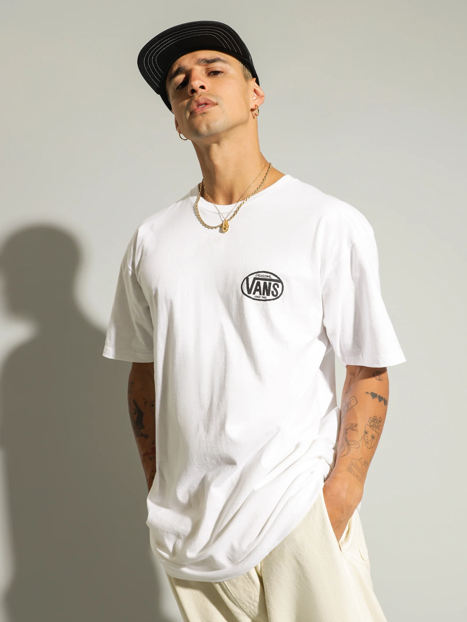 Sketch Drop V Short Sleeve T-Shirt - Image 4