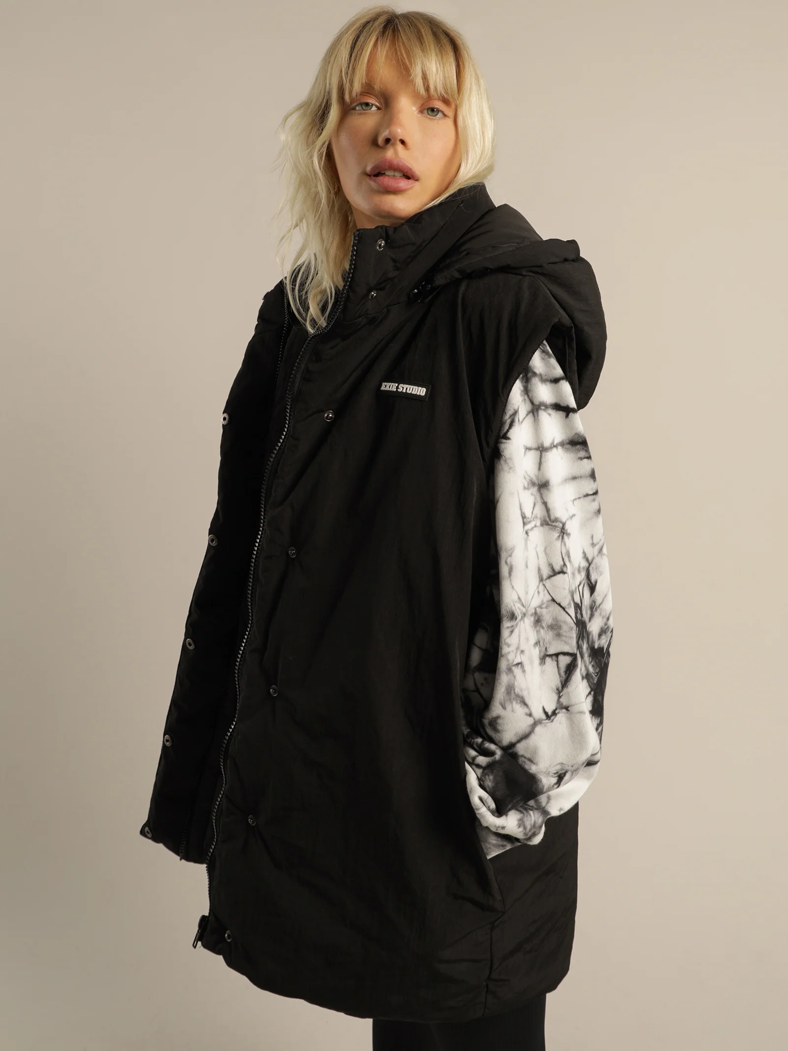 Sleeveless Puffer - Image 3