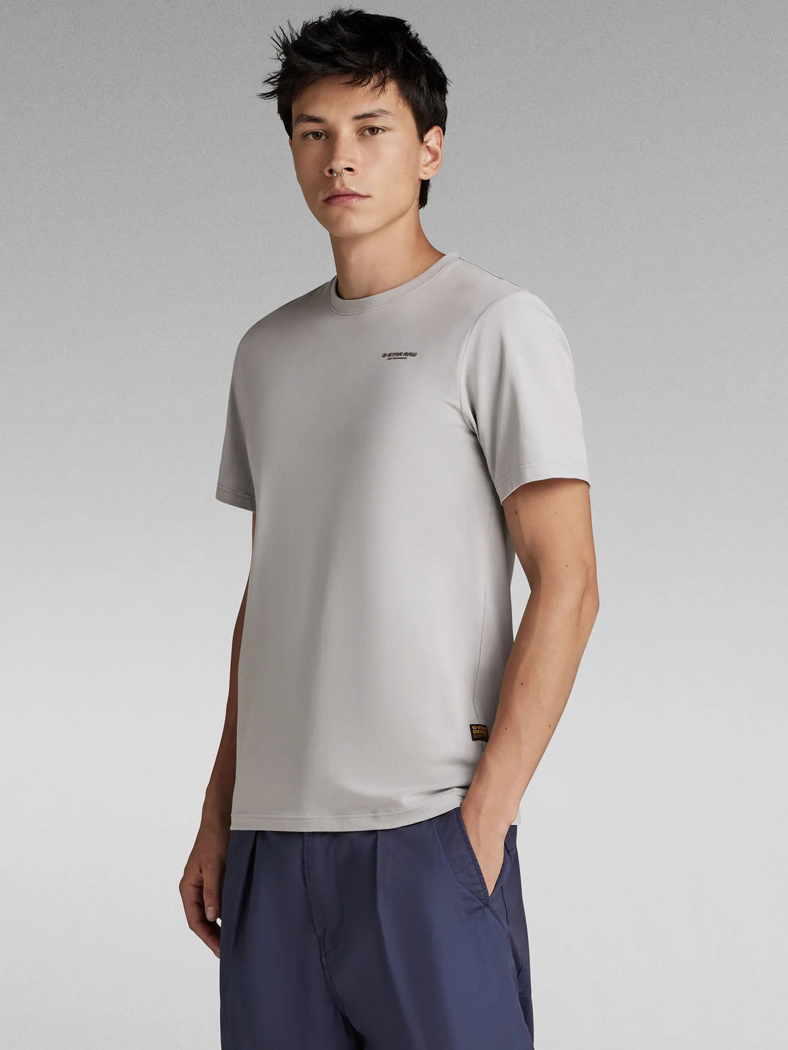 Slim Base R T-shirt - Image 3