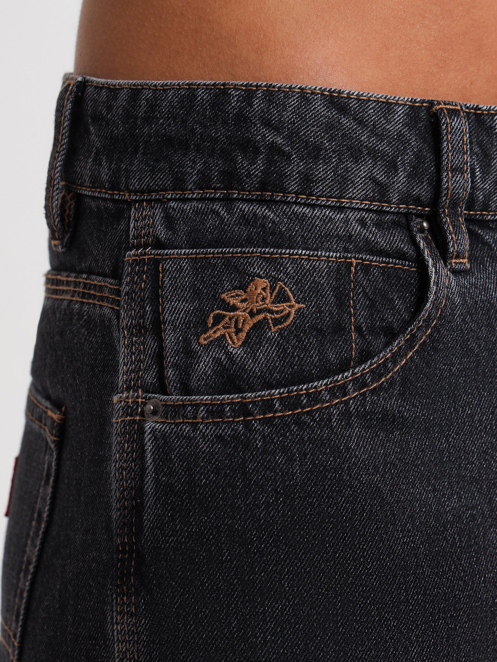 Sloucher Cargo Jeans - Image 4