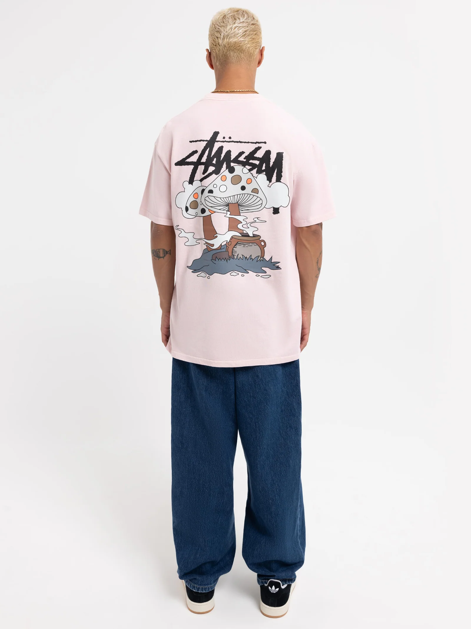 Something's Cooking Heavyweight T-Shirt - Image 5