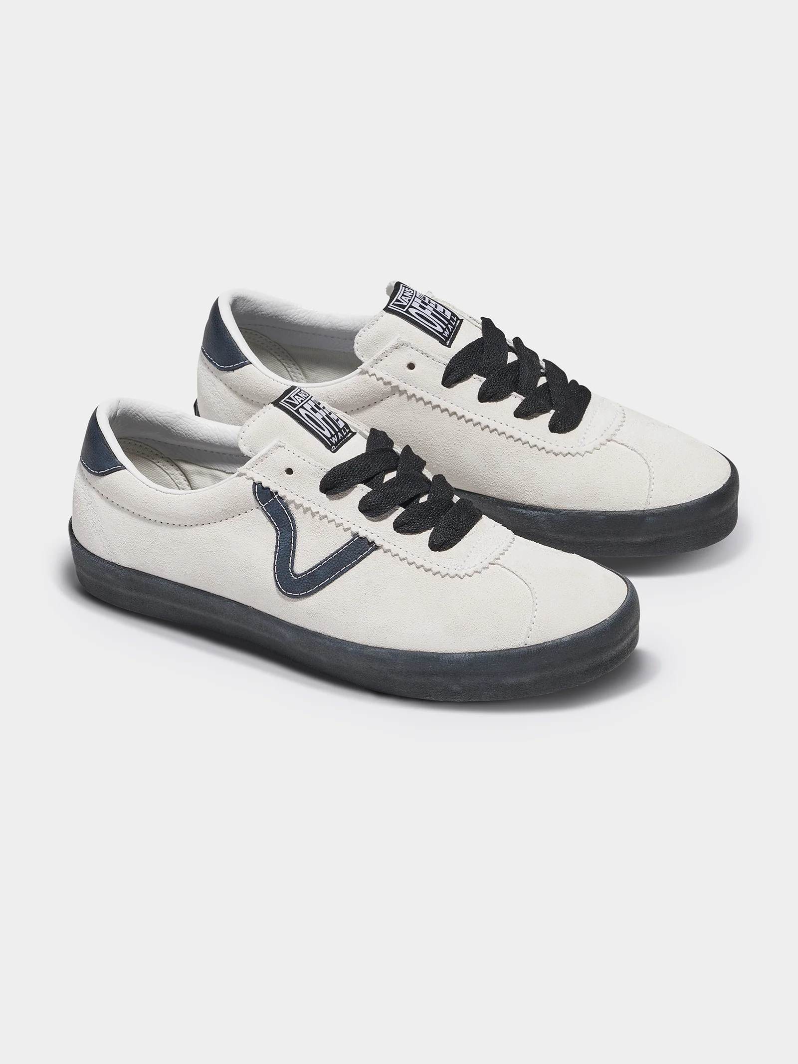 Sport Low - Image 2
