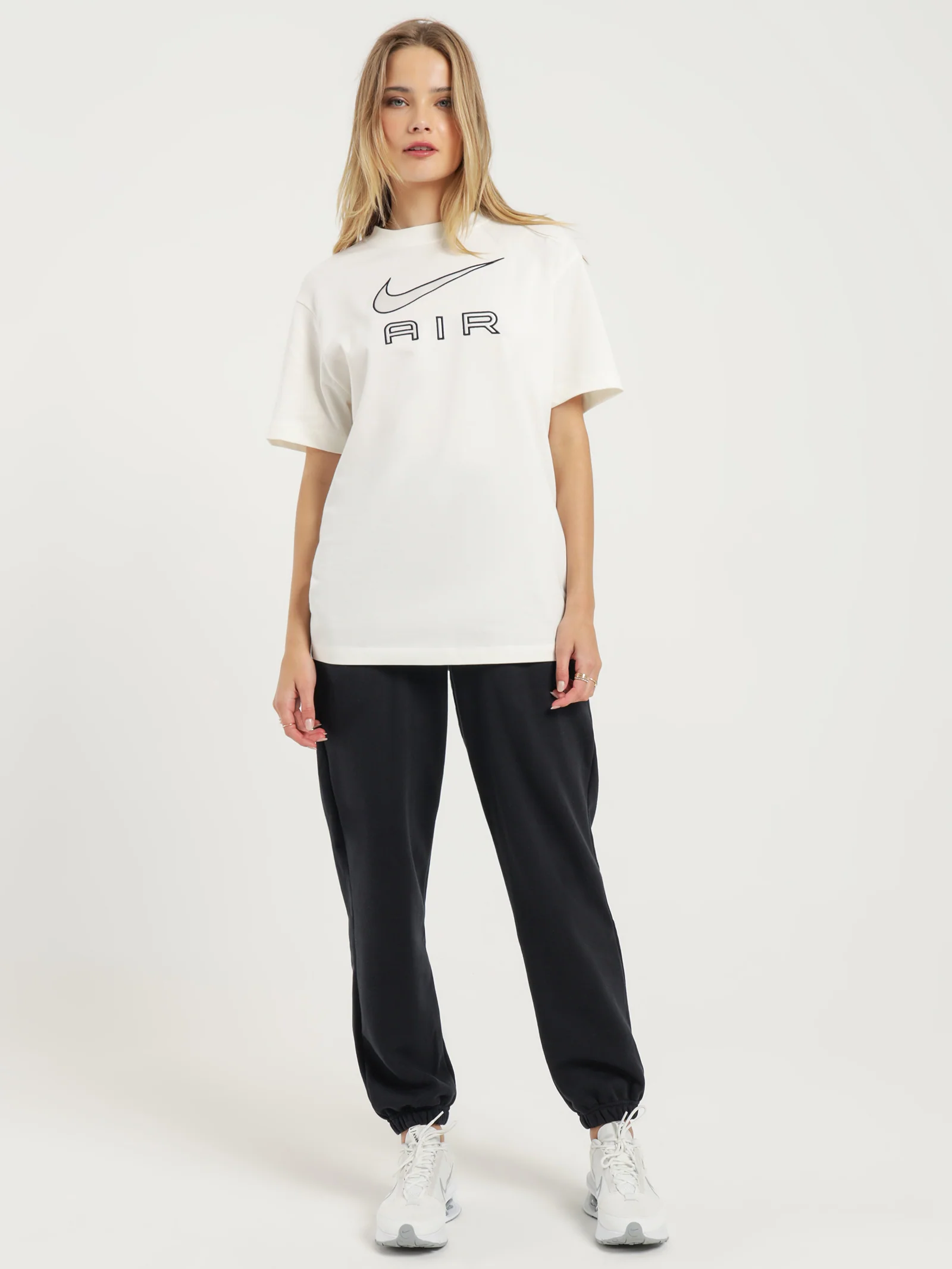 Sportswear Boyfriend T-Shirt - Image 3