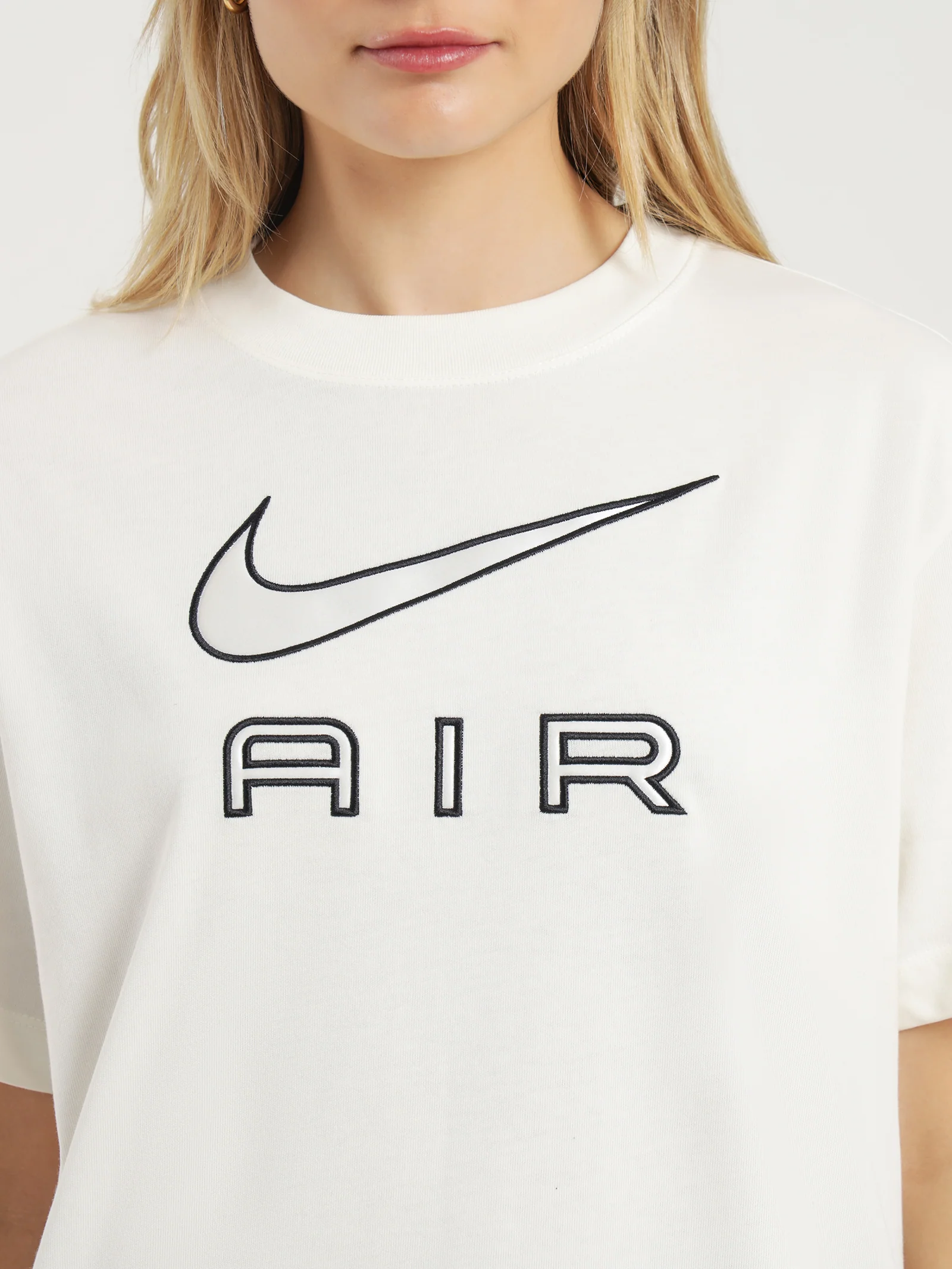 Sportswear Boyfriend T-Shirt - Image 4