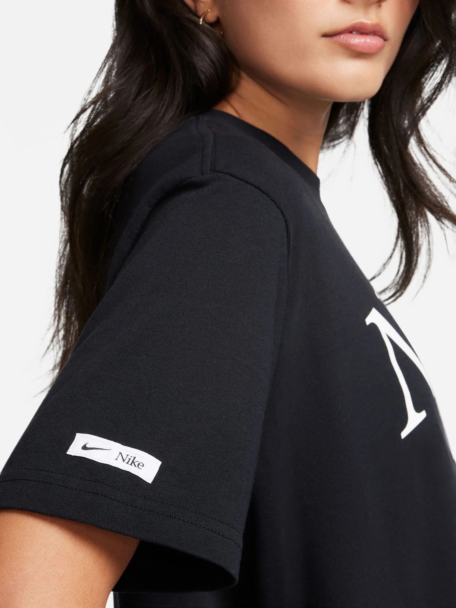 Sportswear Classic T-Shirt - Image 4