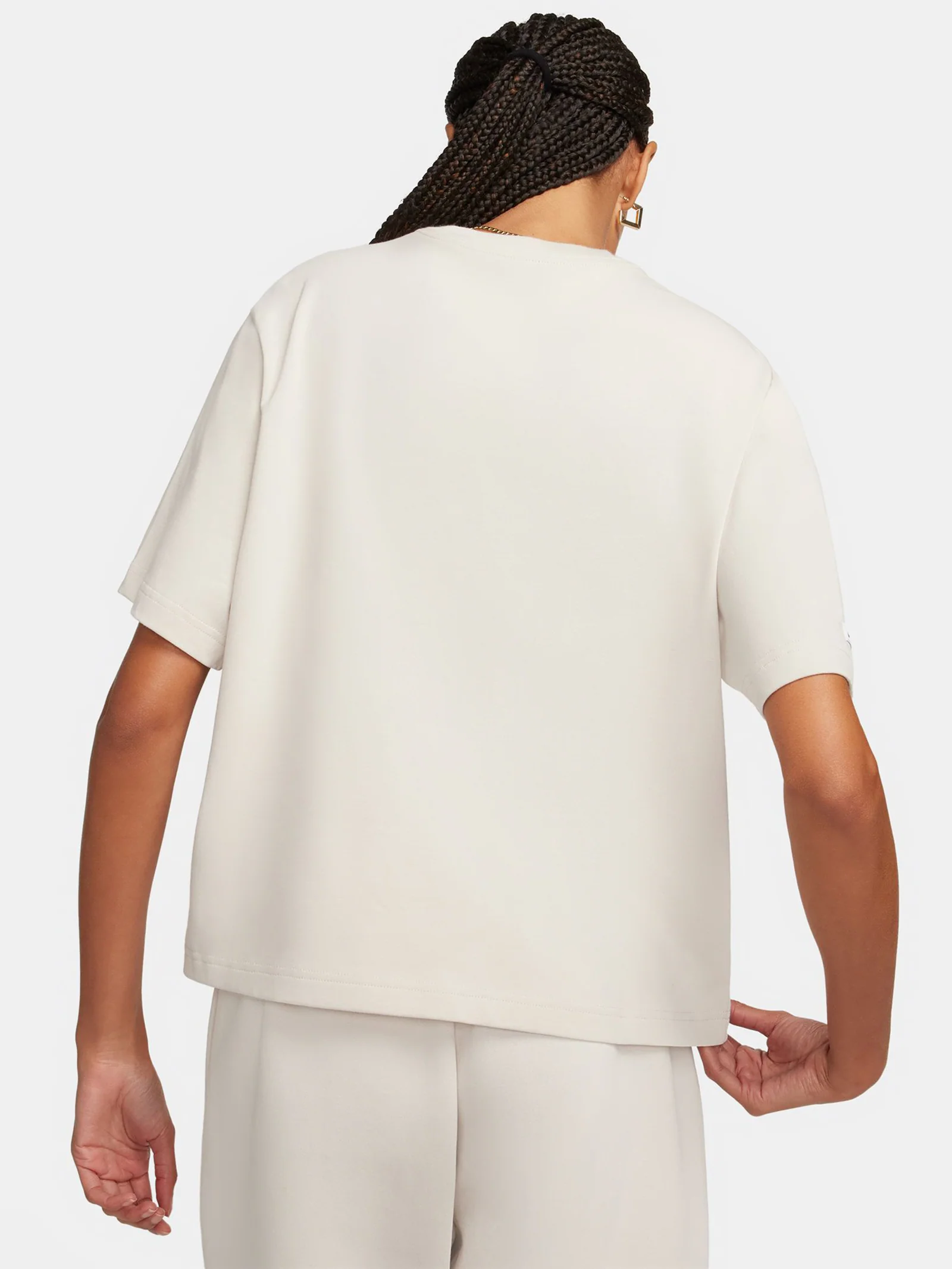 Sportswear Classic T-Shirt - Image 5