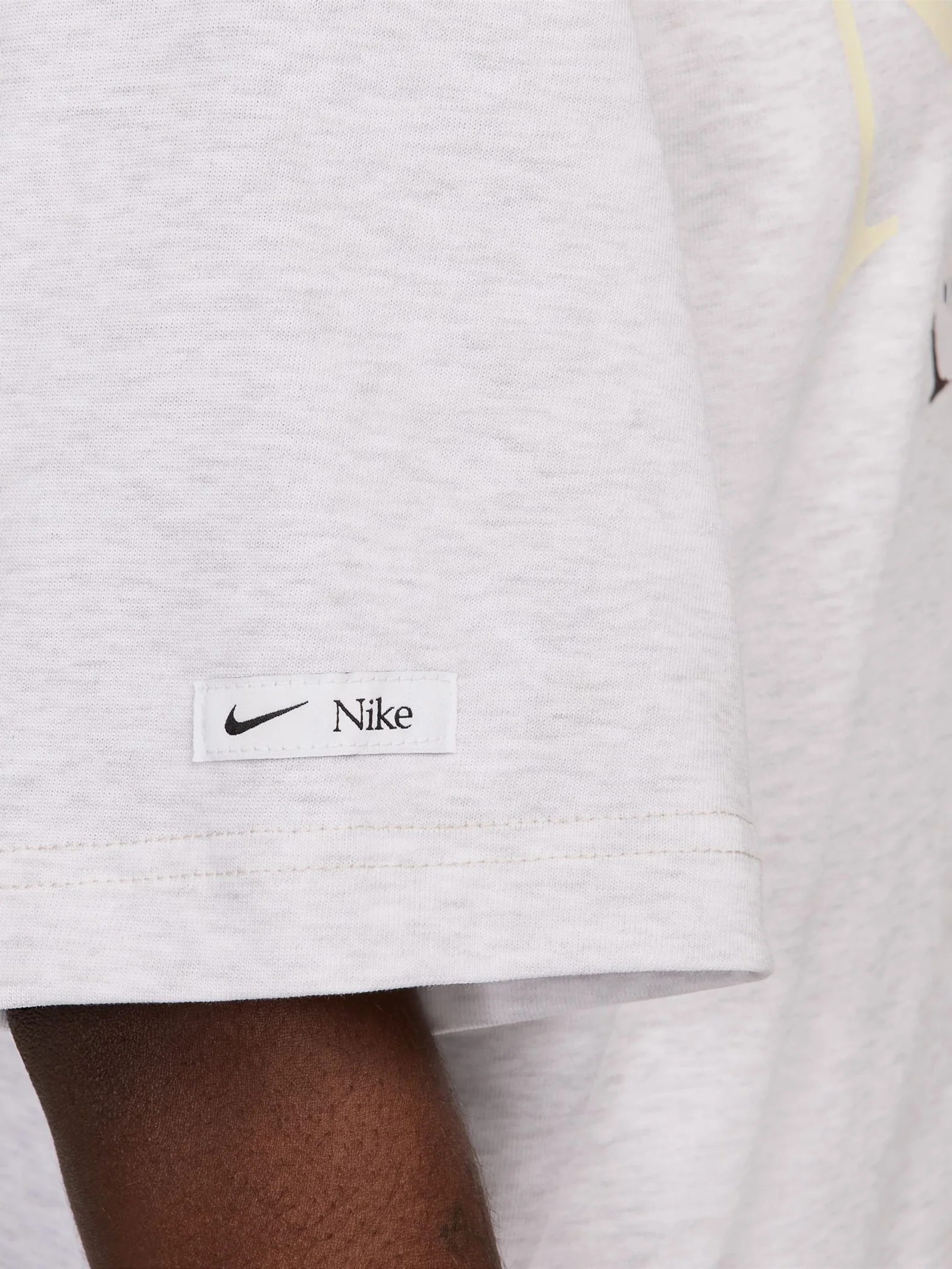 Sportswear Classic T-Shirt - Image 4