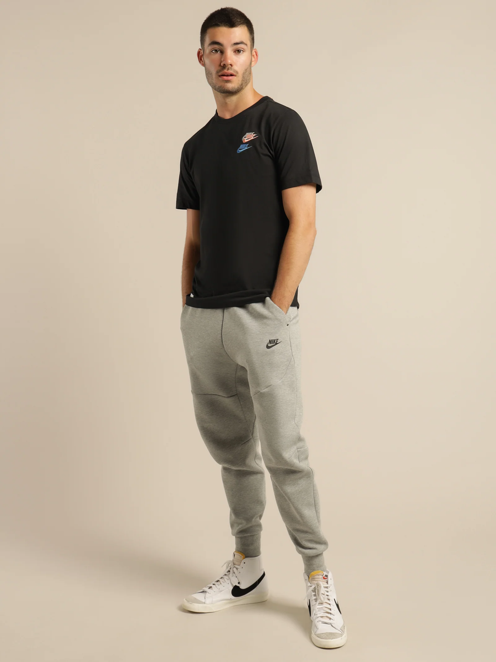 Sportswear Club Essentials T-Shirt - Image 4