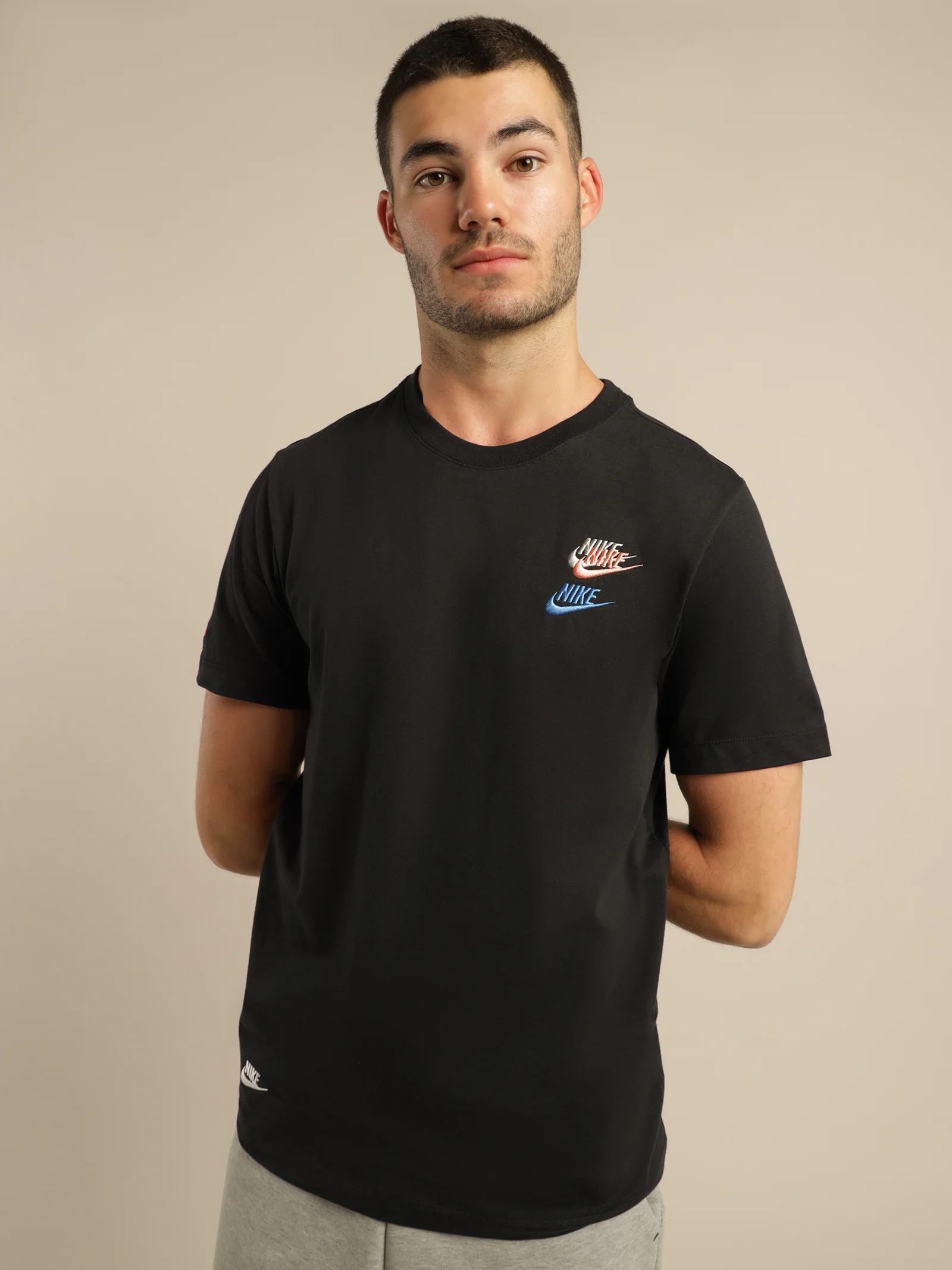 Sportswear Club Essentials T-Shirt - Image 5