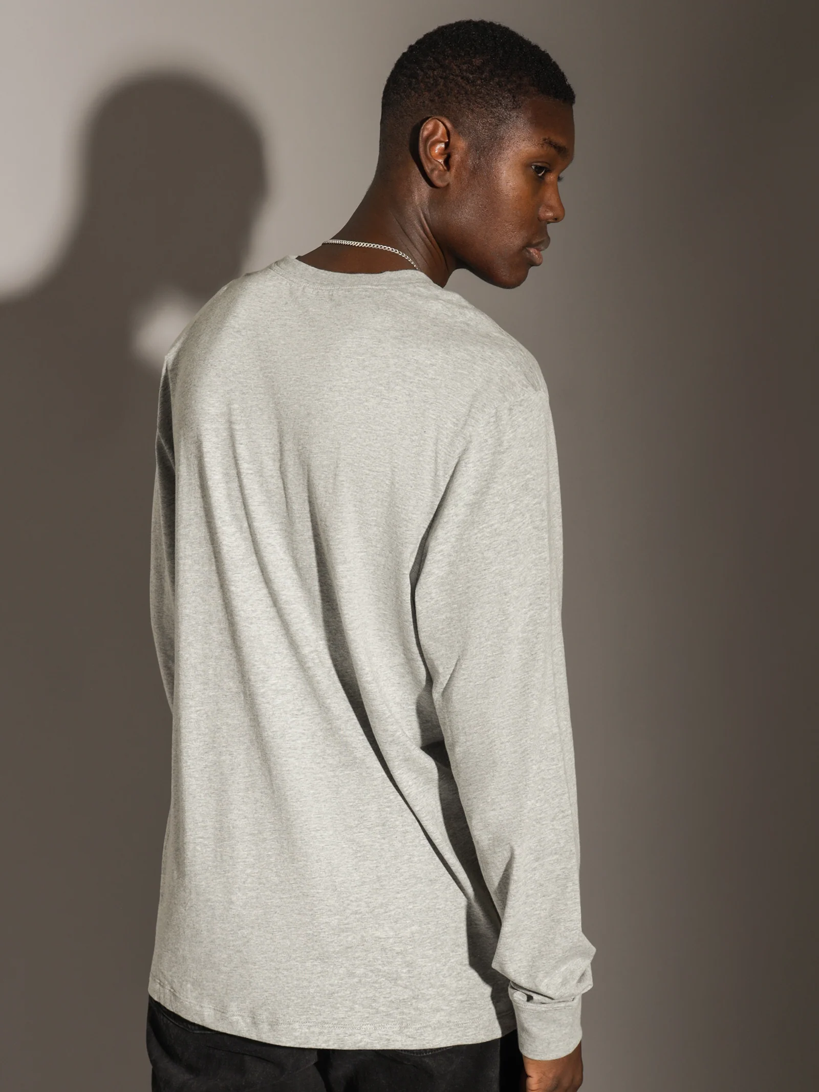 Sportswear Club Long Sleeve T-Shirt - Image 4