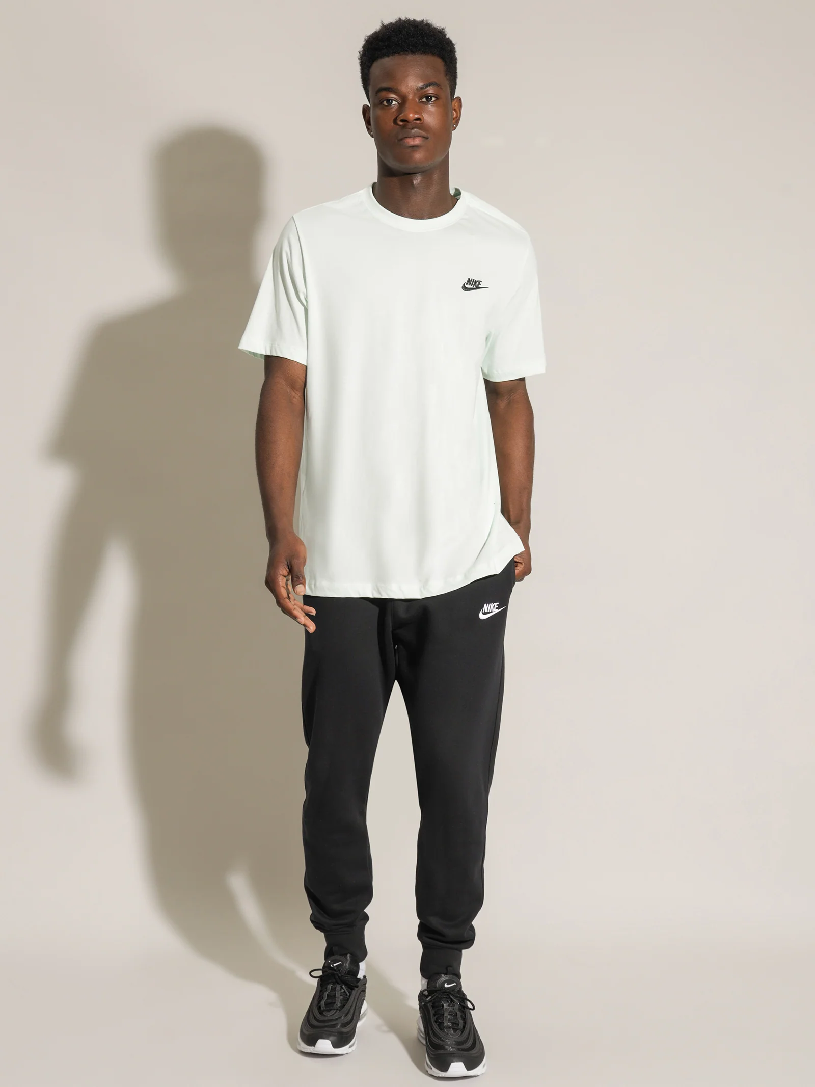 Sportswear Club T-Shirt - Image 3