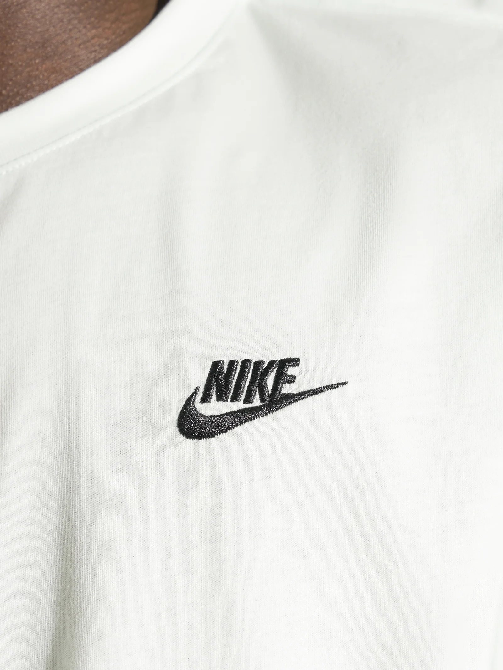 Sportswear Club T-Shirt - Image 5
