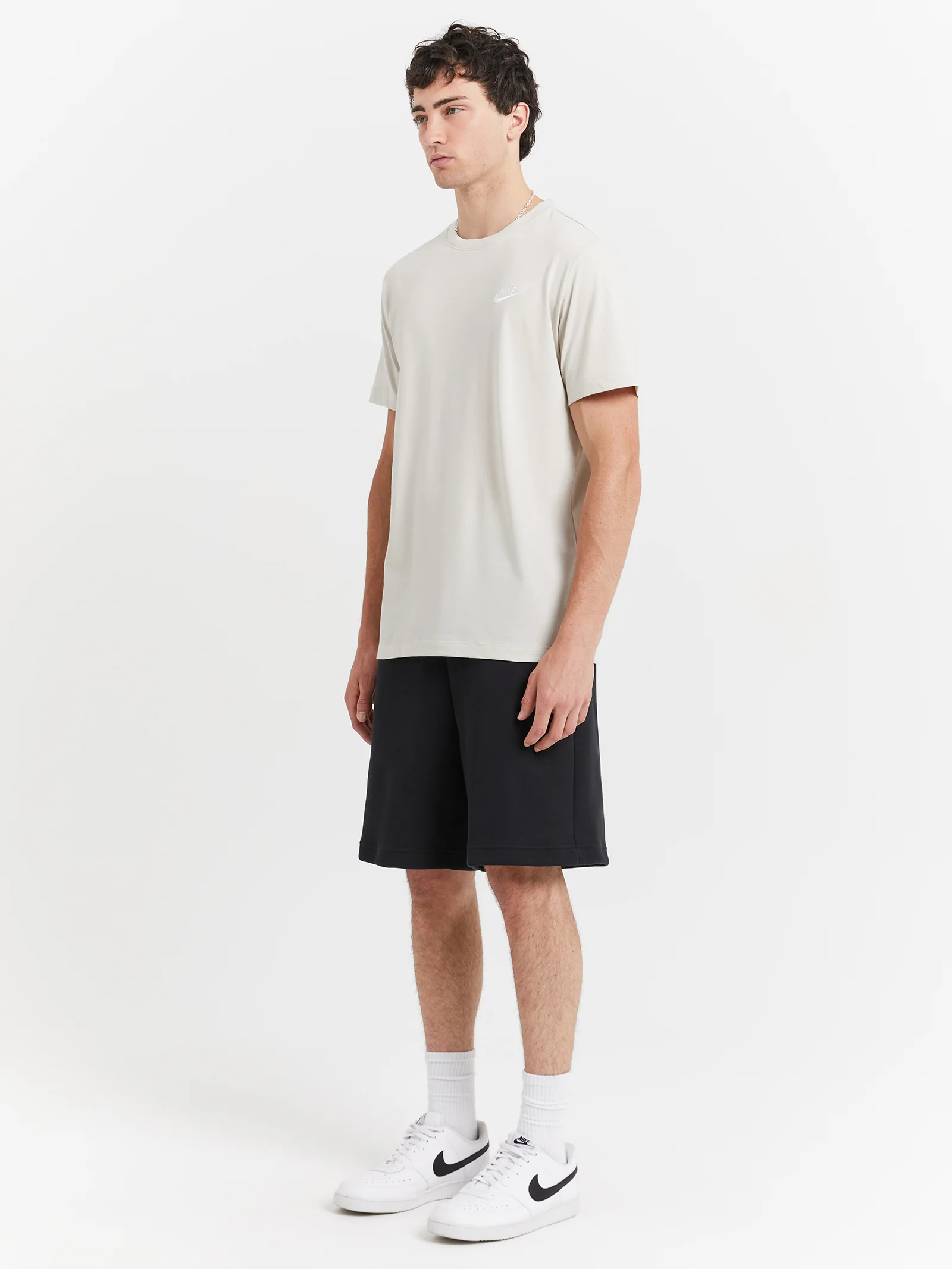Sportswear Club T-Shirt - Image 4