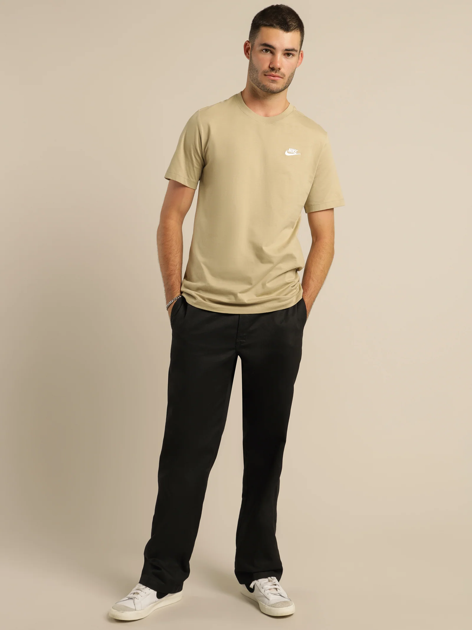 Sportswear Club T-Shirt - Image 4
