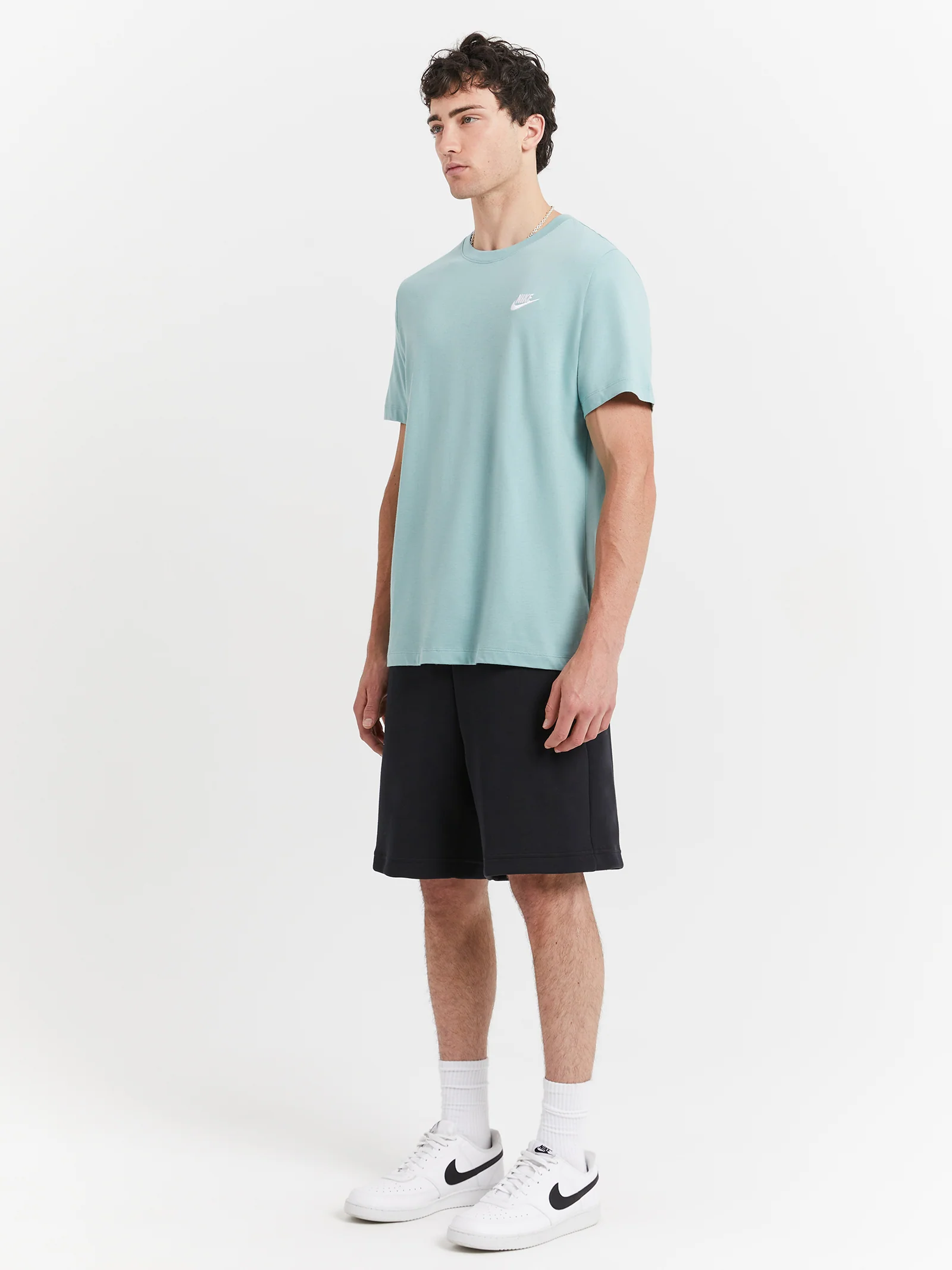 Sportswear Club T-Shirt - Image 4