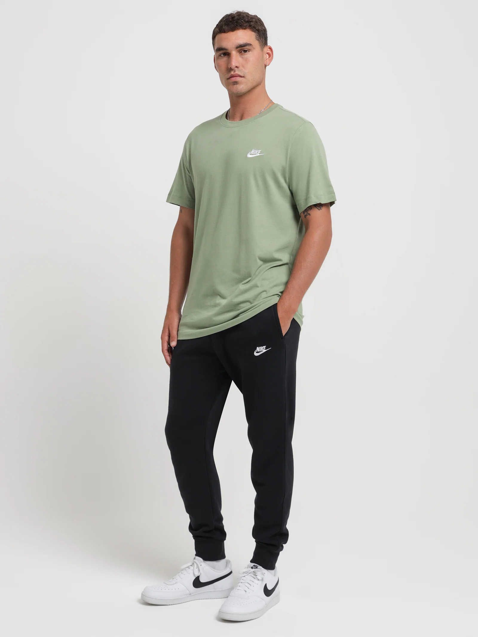 Sportswear Club T-Shirt - Image 4