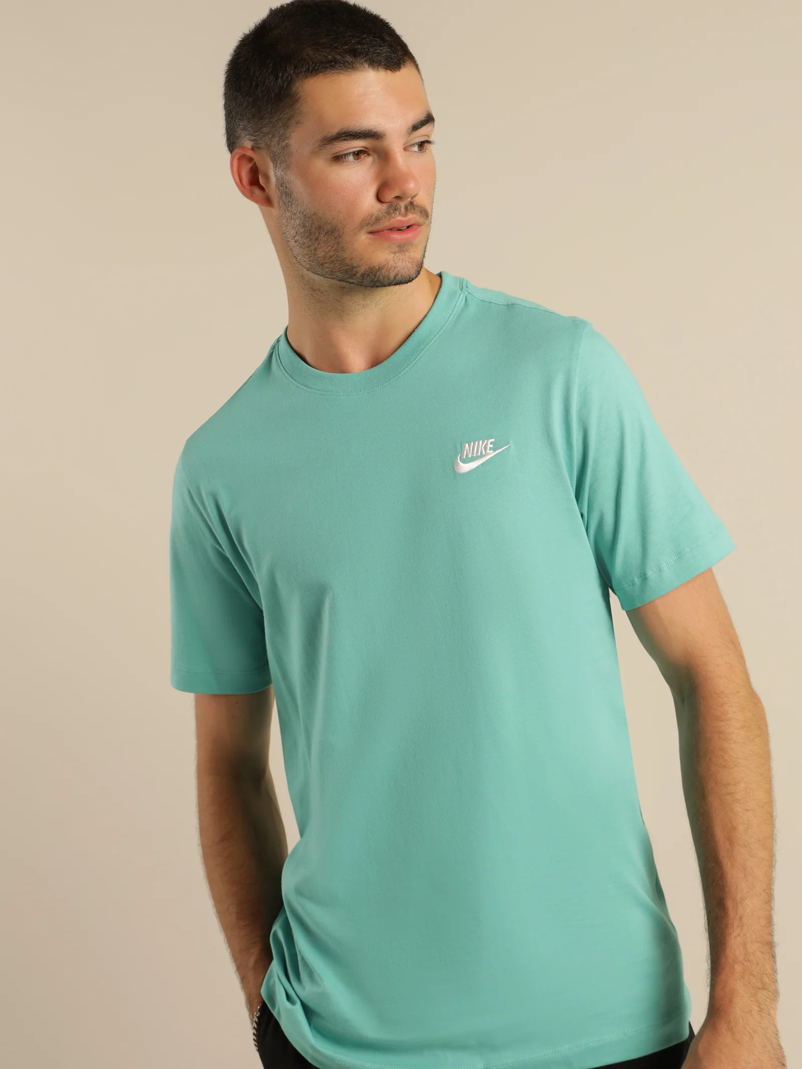 Sportswear Club T-Shirt - Image 4