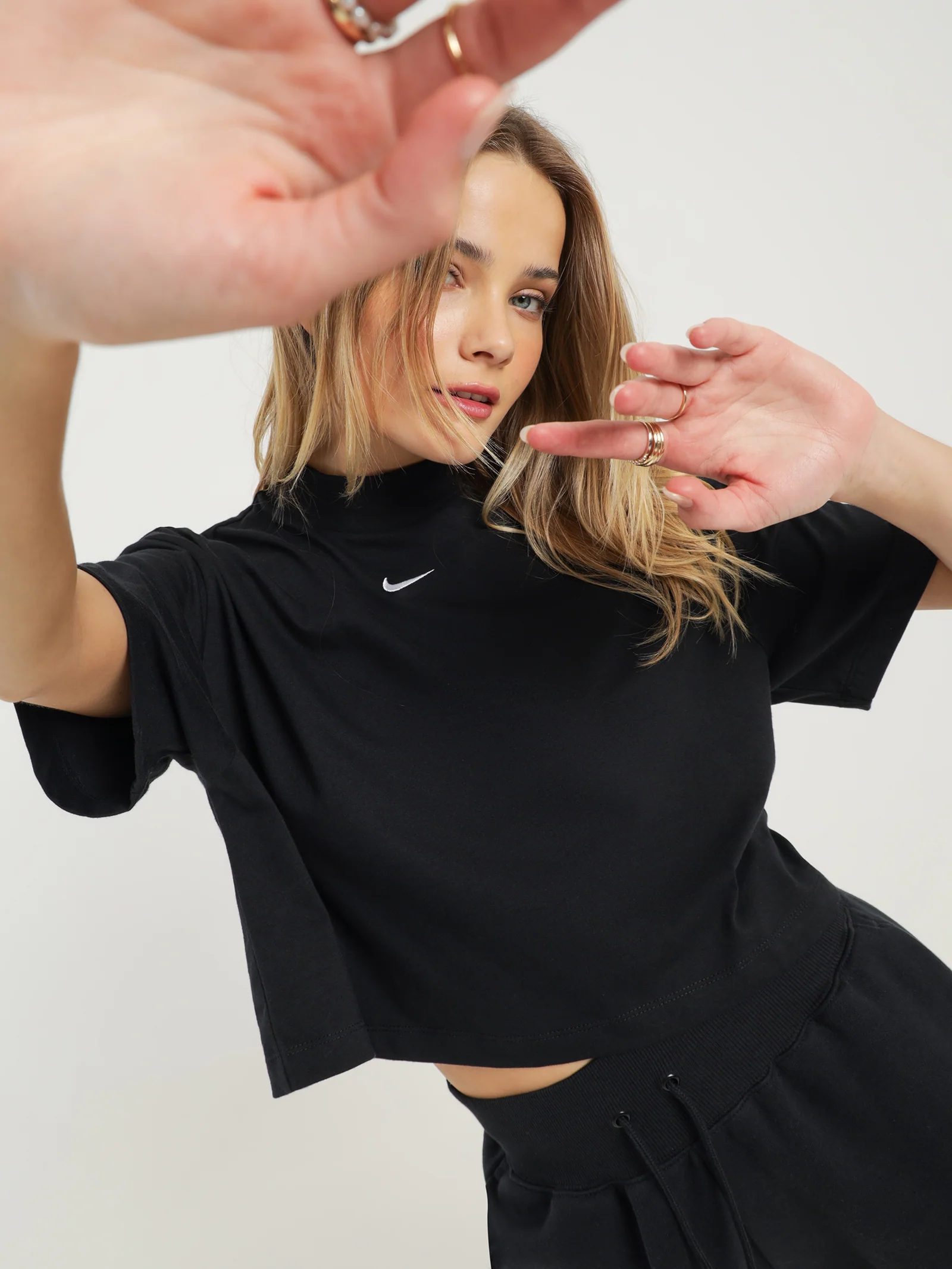 Sportswear Essential Boxy Mock-Neck Short Sleeve Top - Image 4