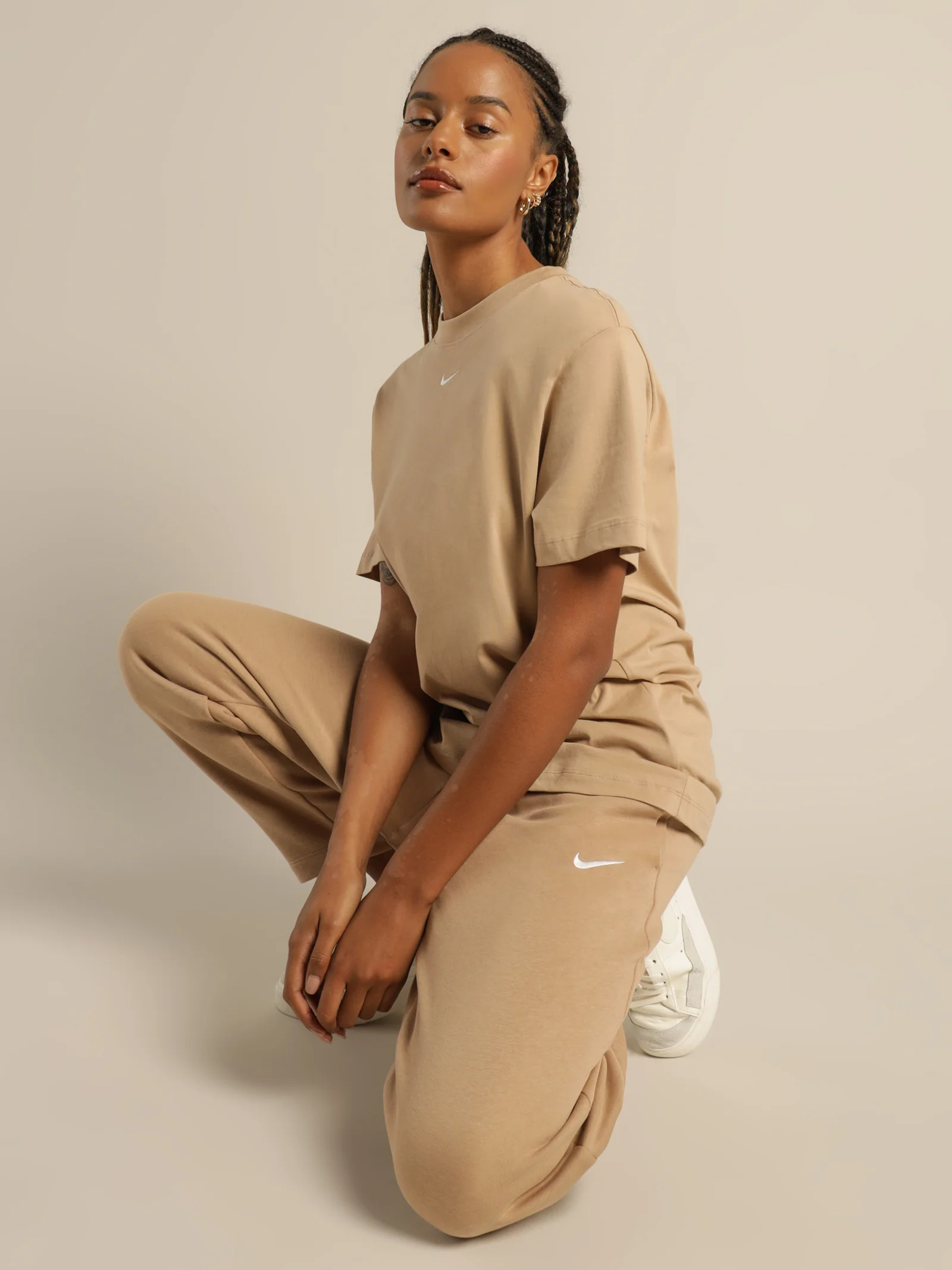 Sportswear Essential Boyfriend T-Shirt - Image 2