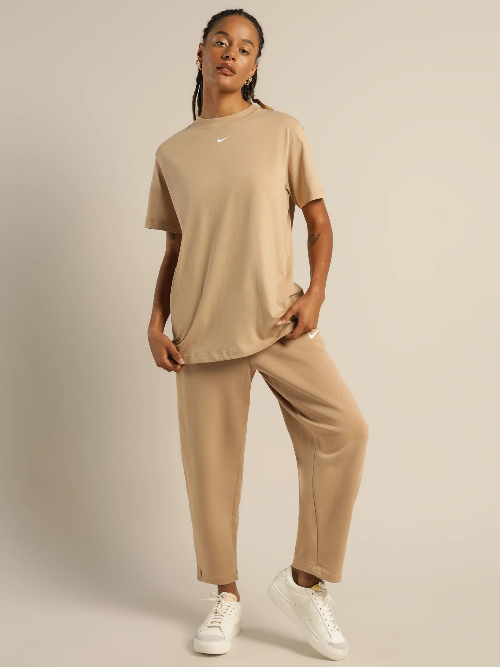 Sportswear Essential Boyfriend T-Shirt - Image 4