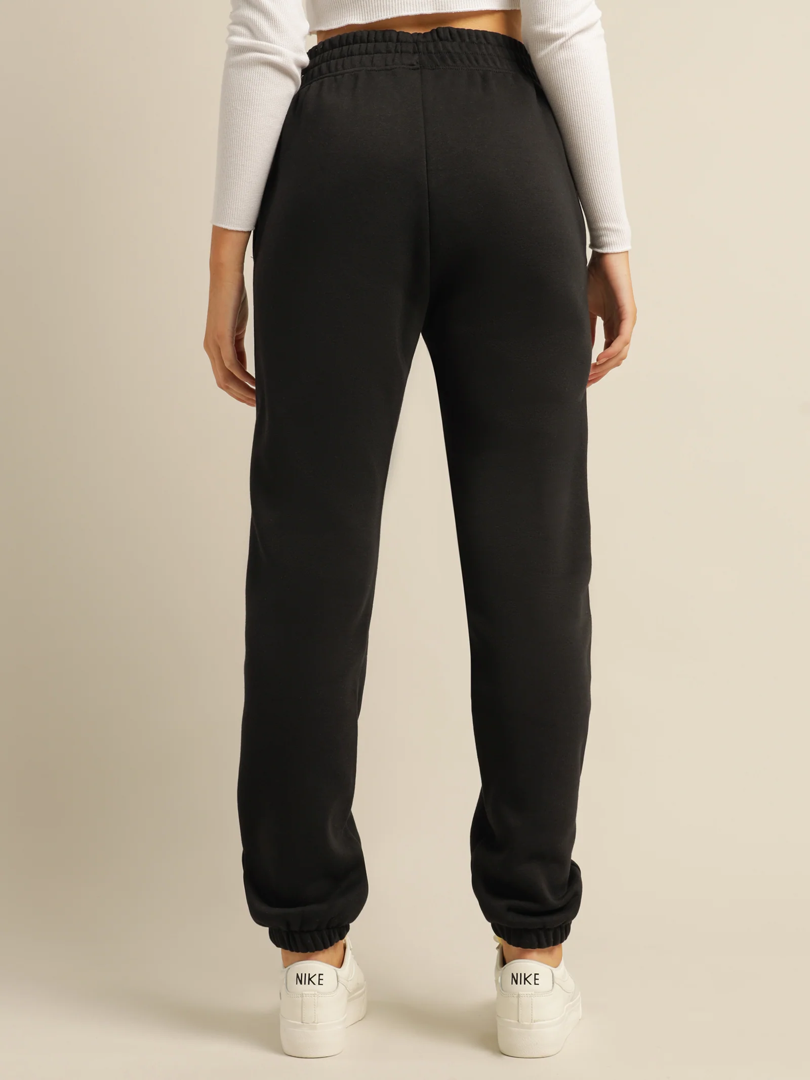 Sportswear Essential Collection Fleece Pants - Image 4