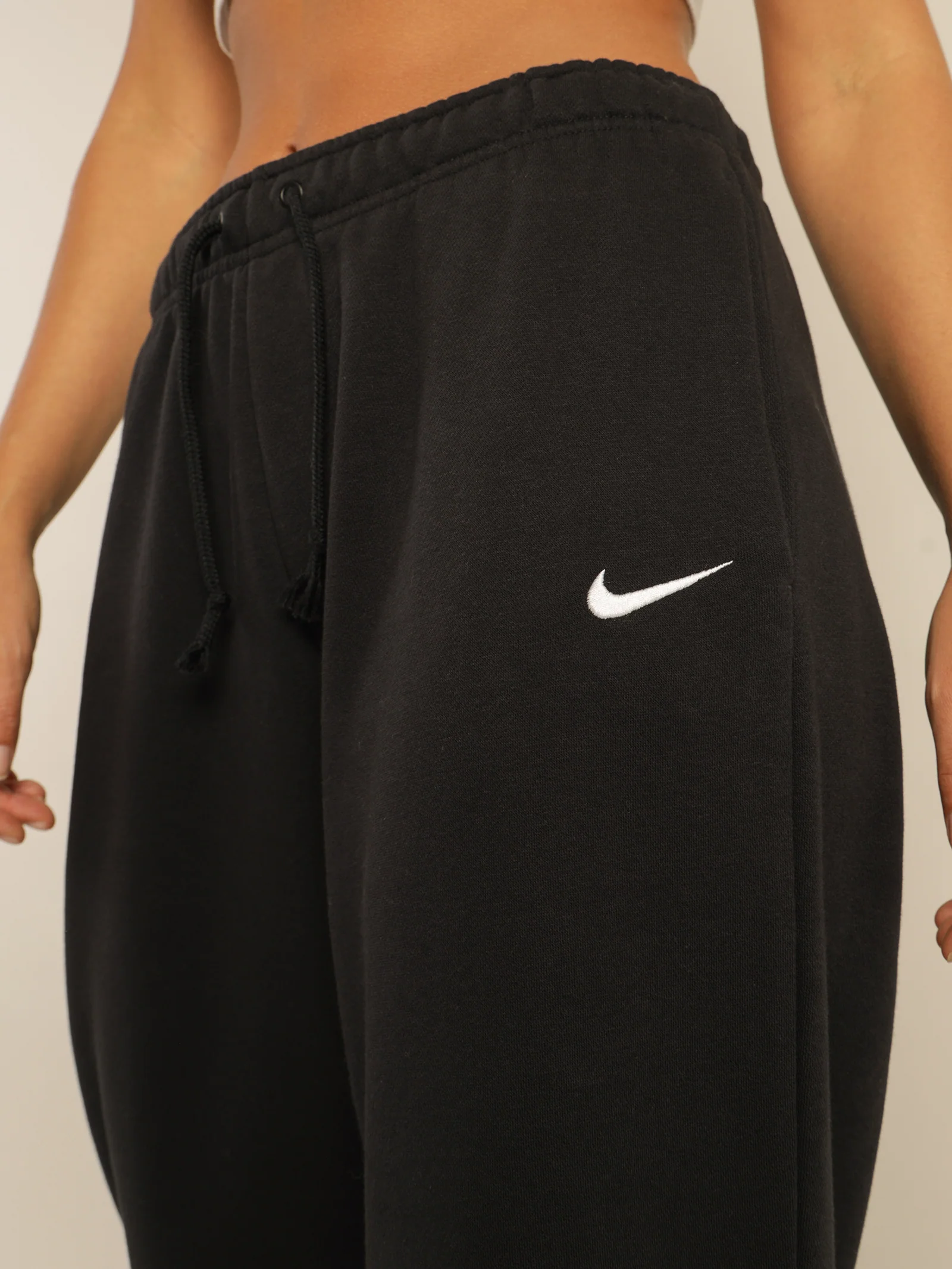 Sportswear Essential Fleece Pants - Image 2