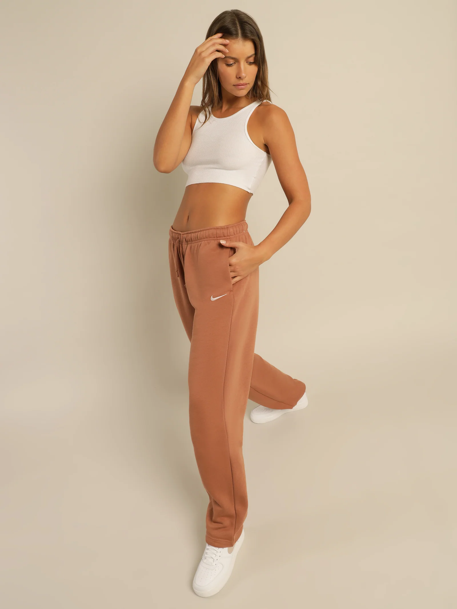 Sportswear Essential Fleece Pants - Image 2