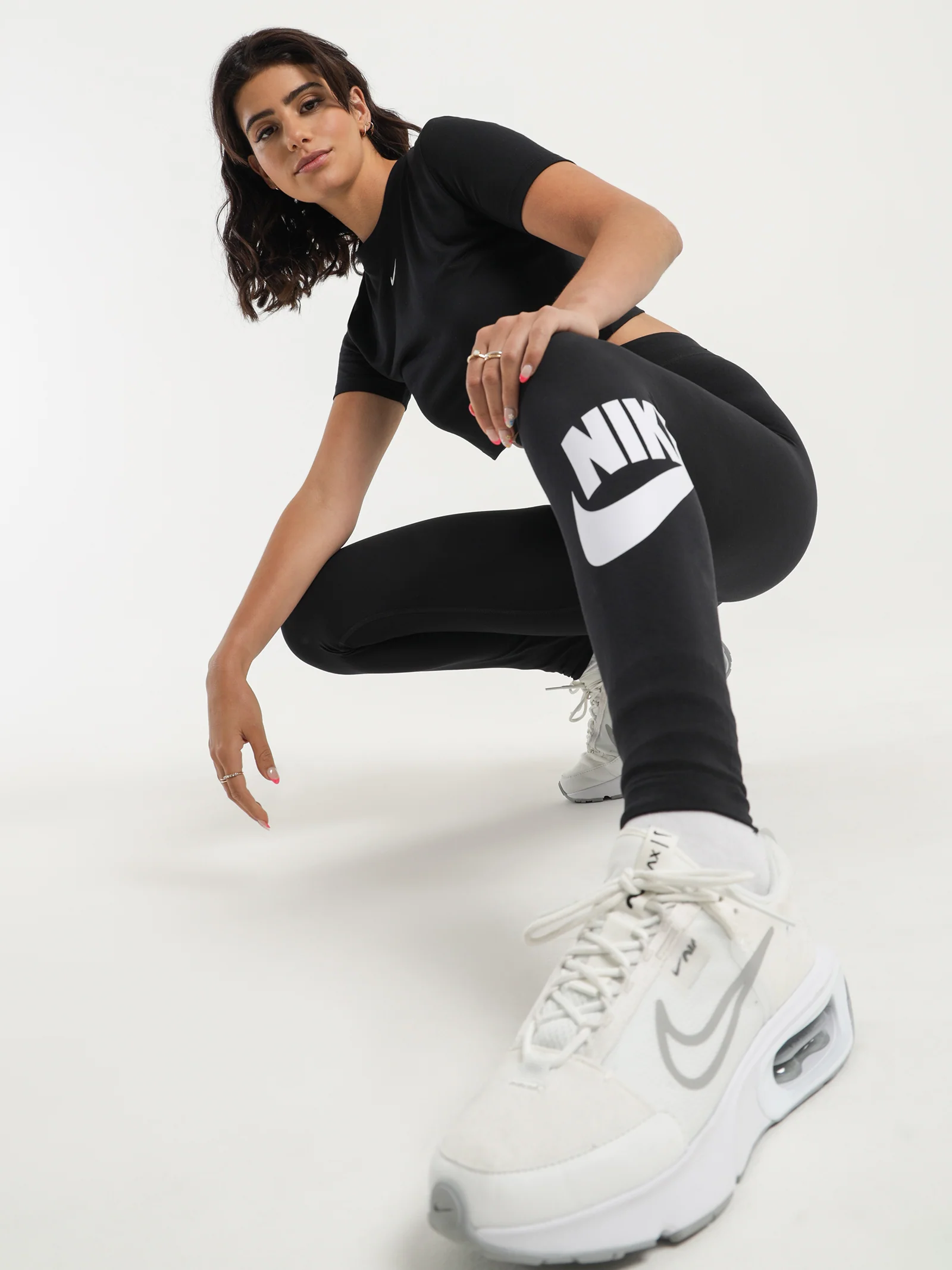 Sportswear Essential High Waisted Logo Leggings - Image 4