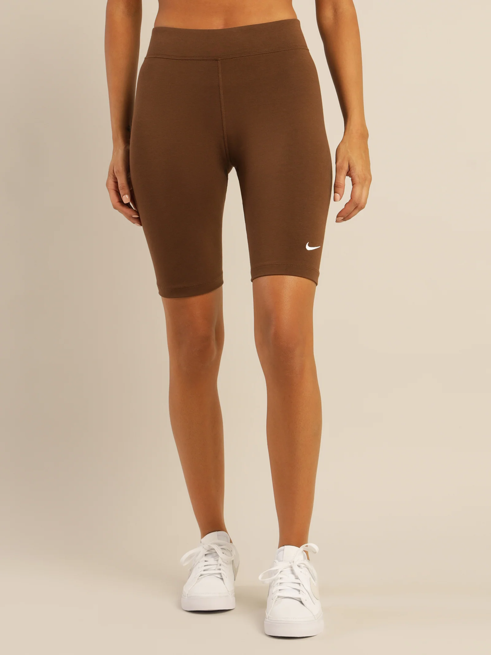Sportswear Essential Mid-Rise Bike Shorts
