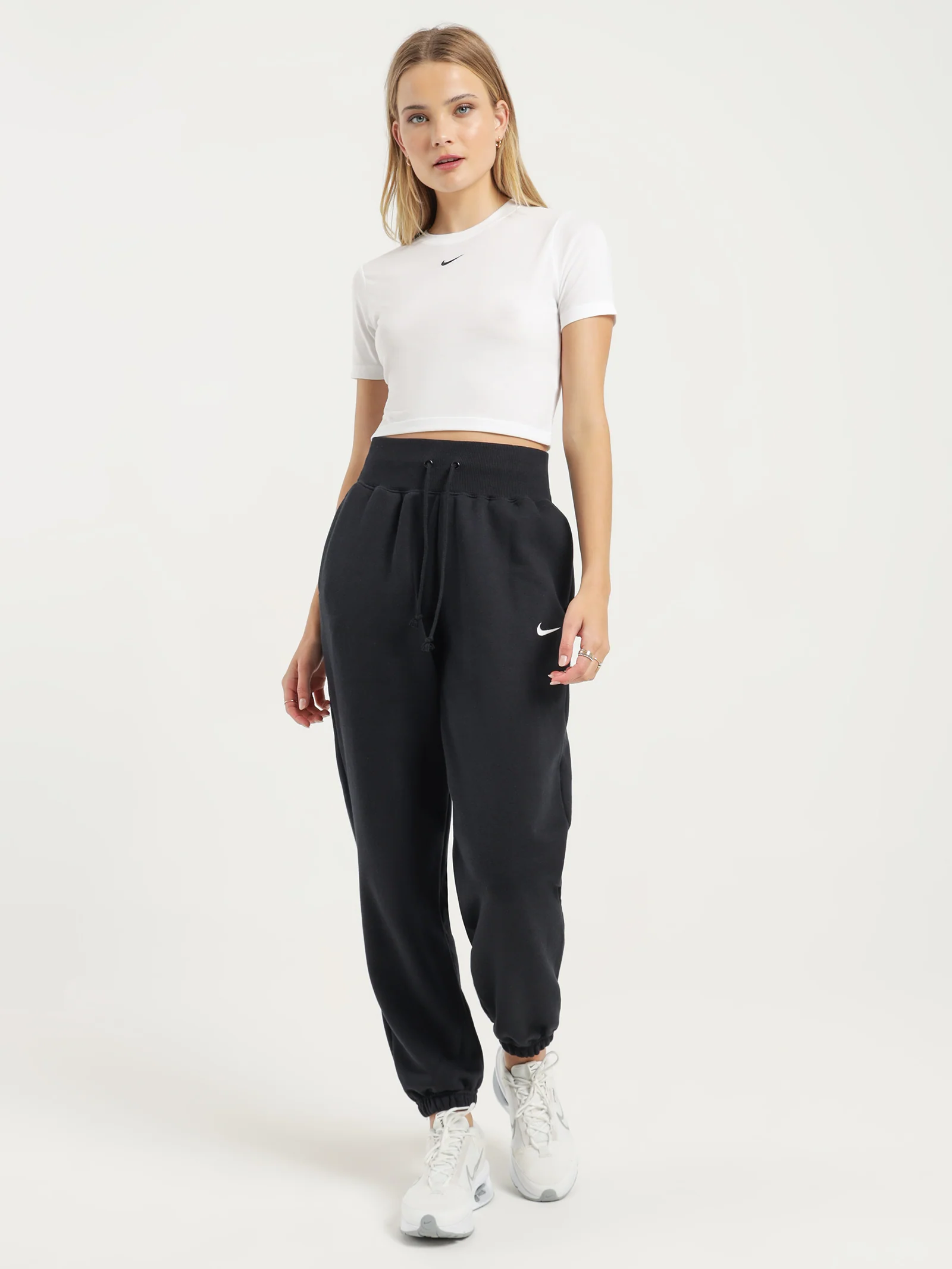 Sportswear Essential Slim Crop T-Shirt - Image 3