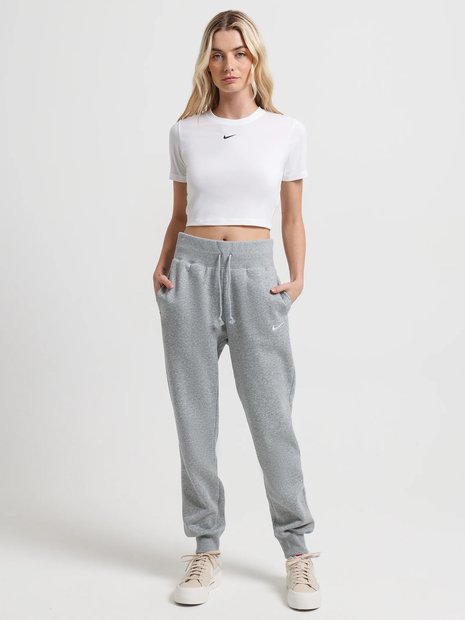 Sportswear Essential Slim Fit Crop T-Shirt - Image 2