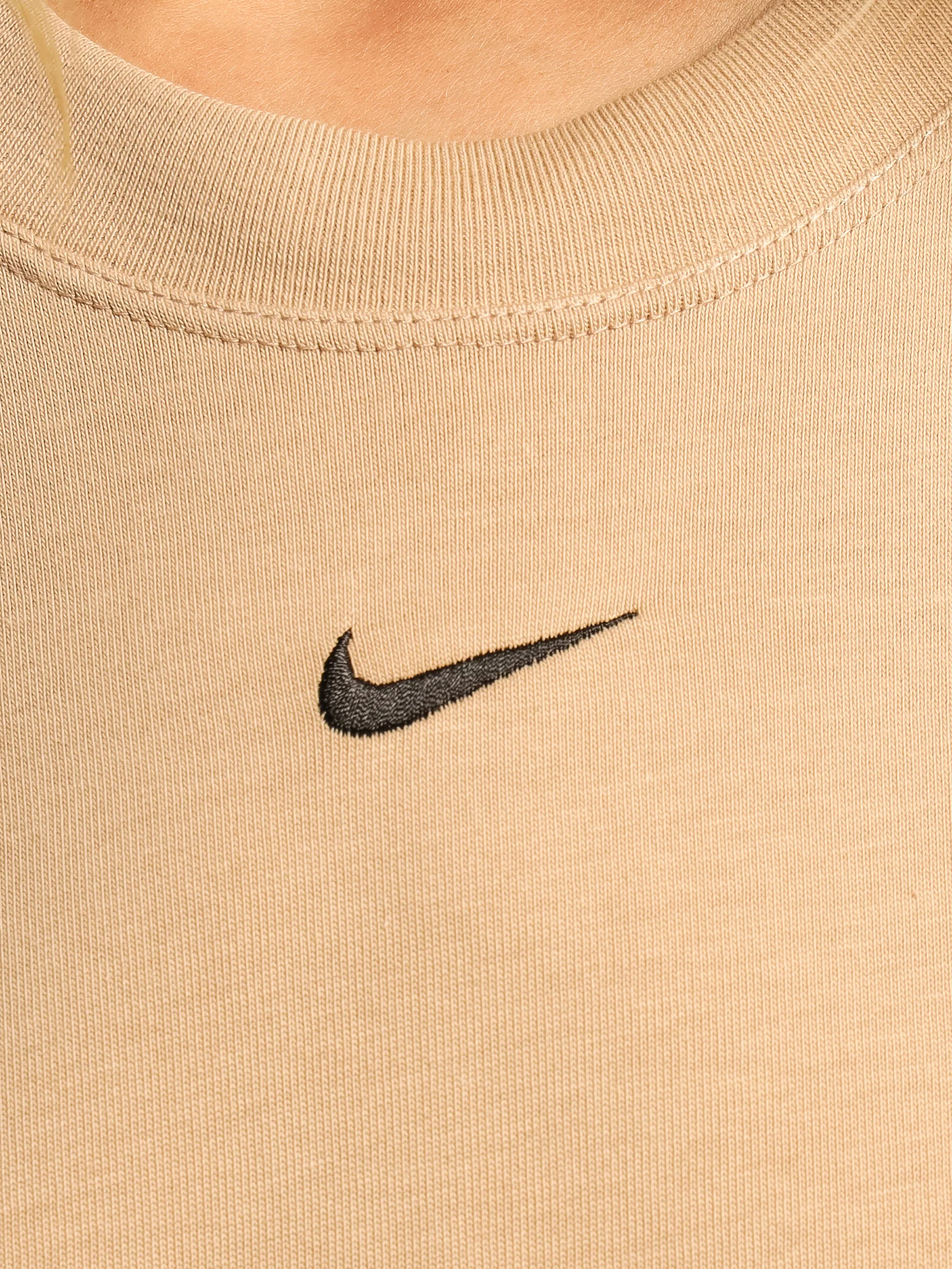 Sportswear Essential T-Shirt - Image 5