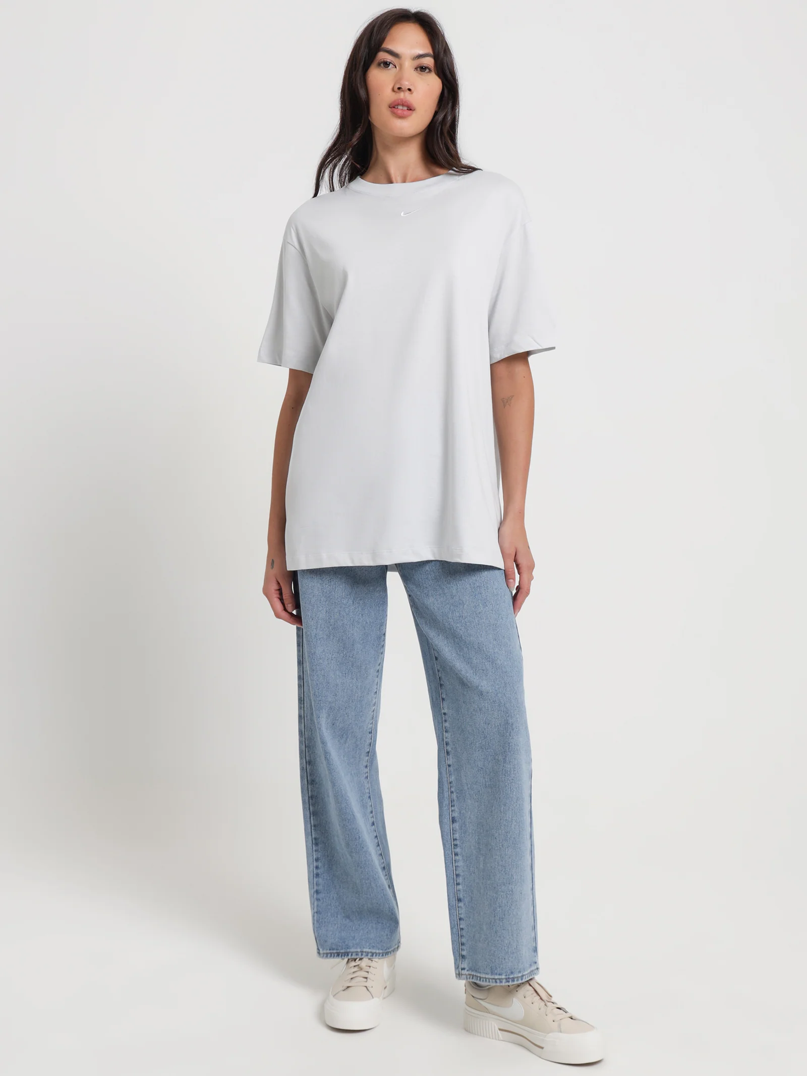Sportswear Essential T-Shirt - Image 2