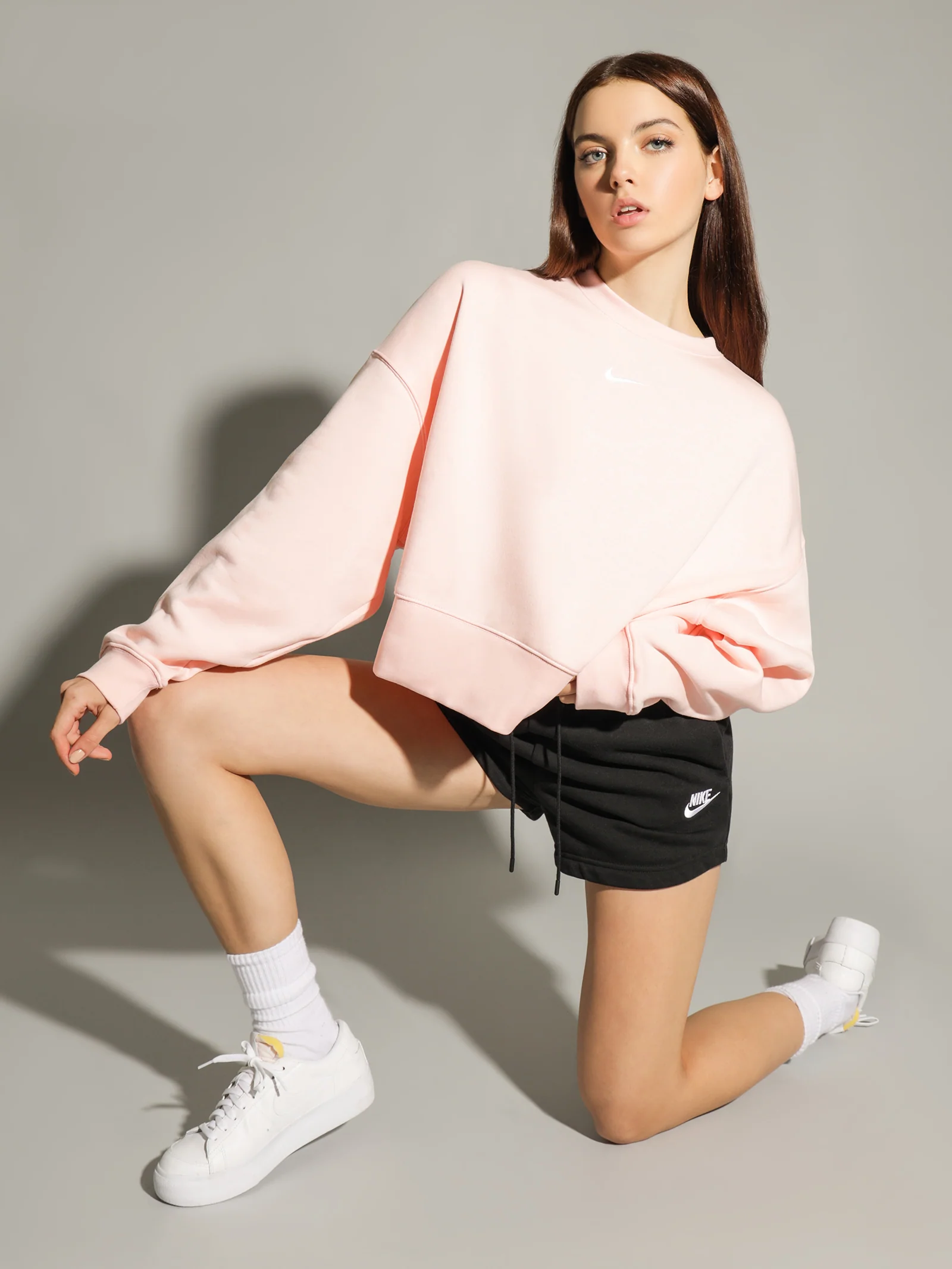 Sportswear Essentials Collection Oversized Fleece Crew - Image 2
