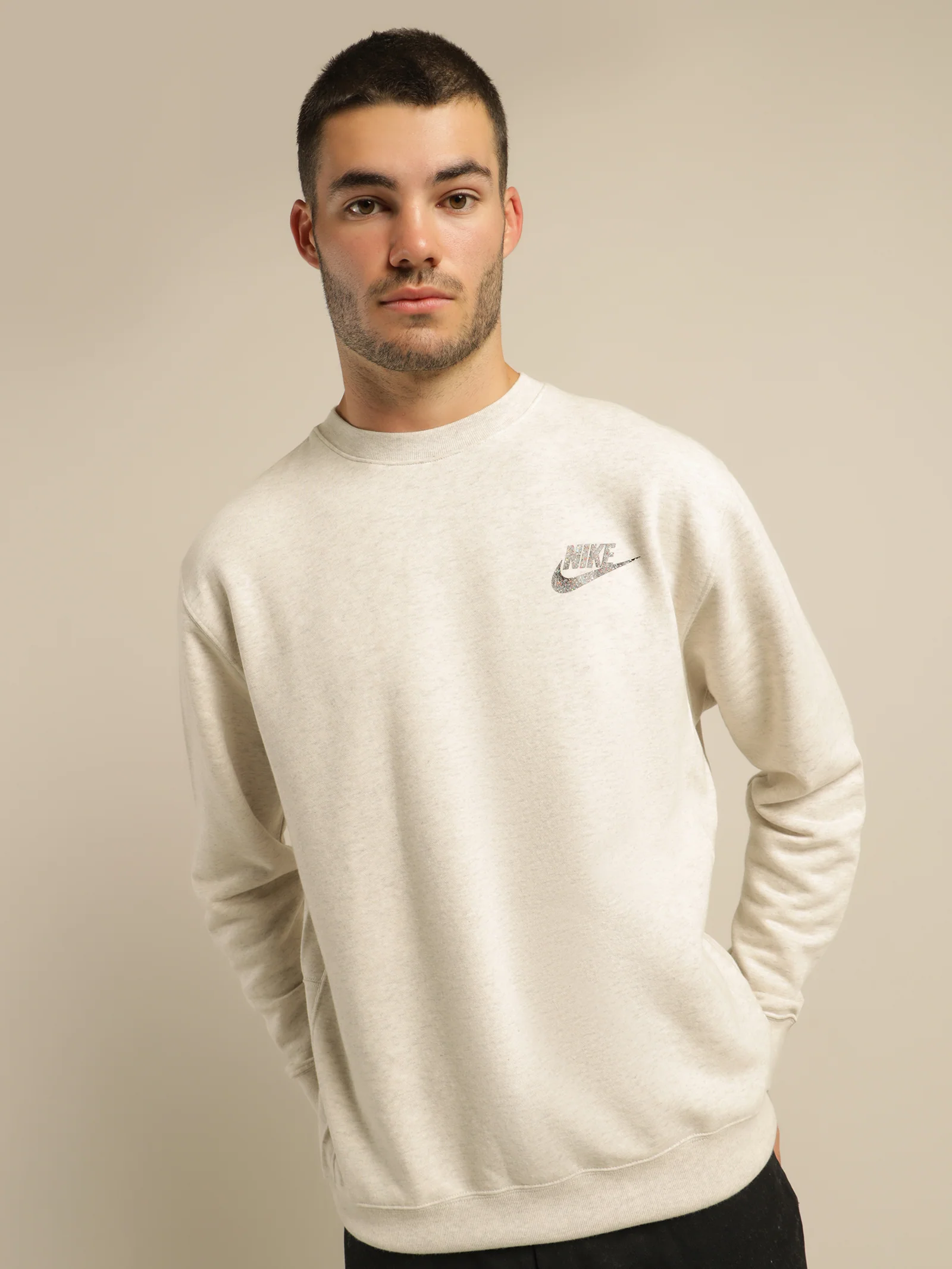 Sportswear Essentials Crew - Image 3