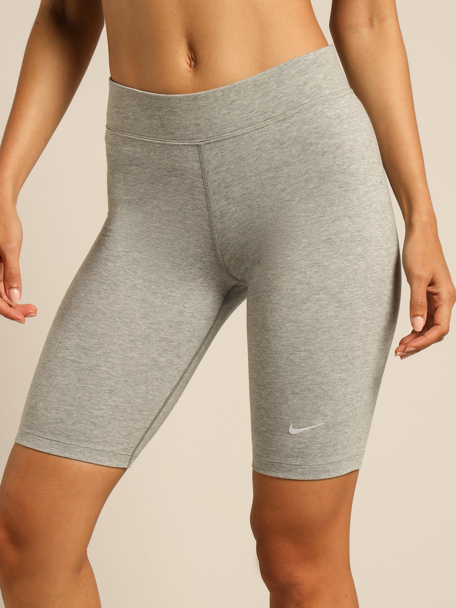 Sportswear Essentials MR Shorts - Image 2
