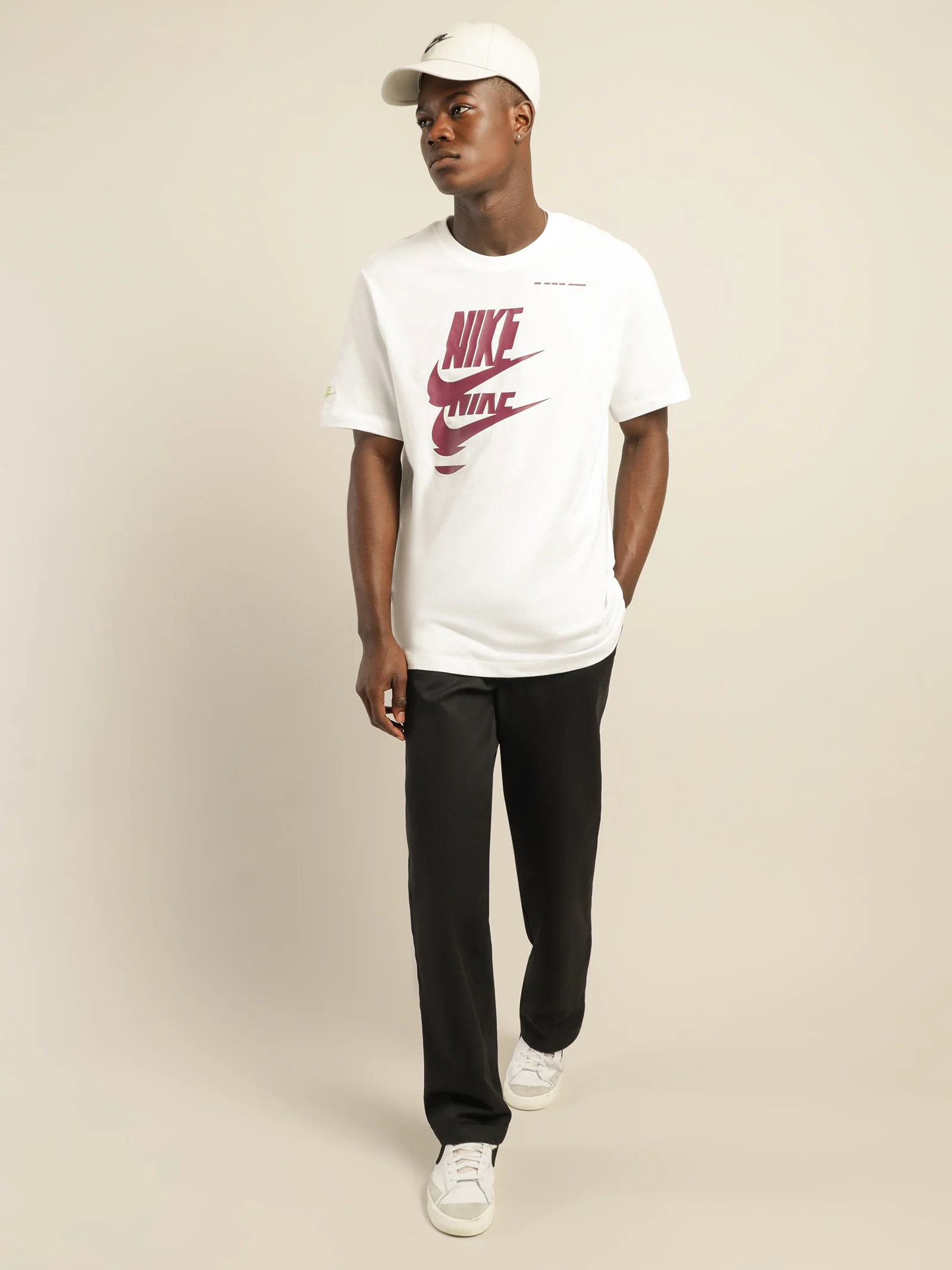 Sportswear Essentials + T-Shirt - Image 4