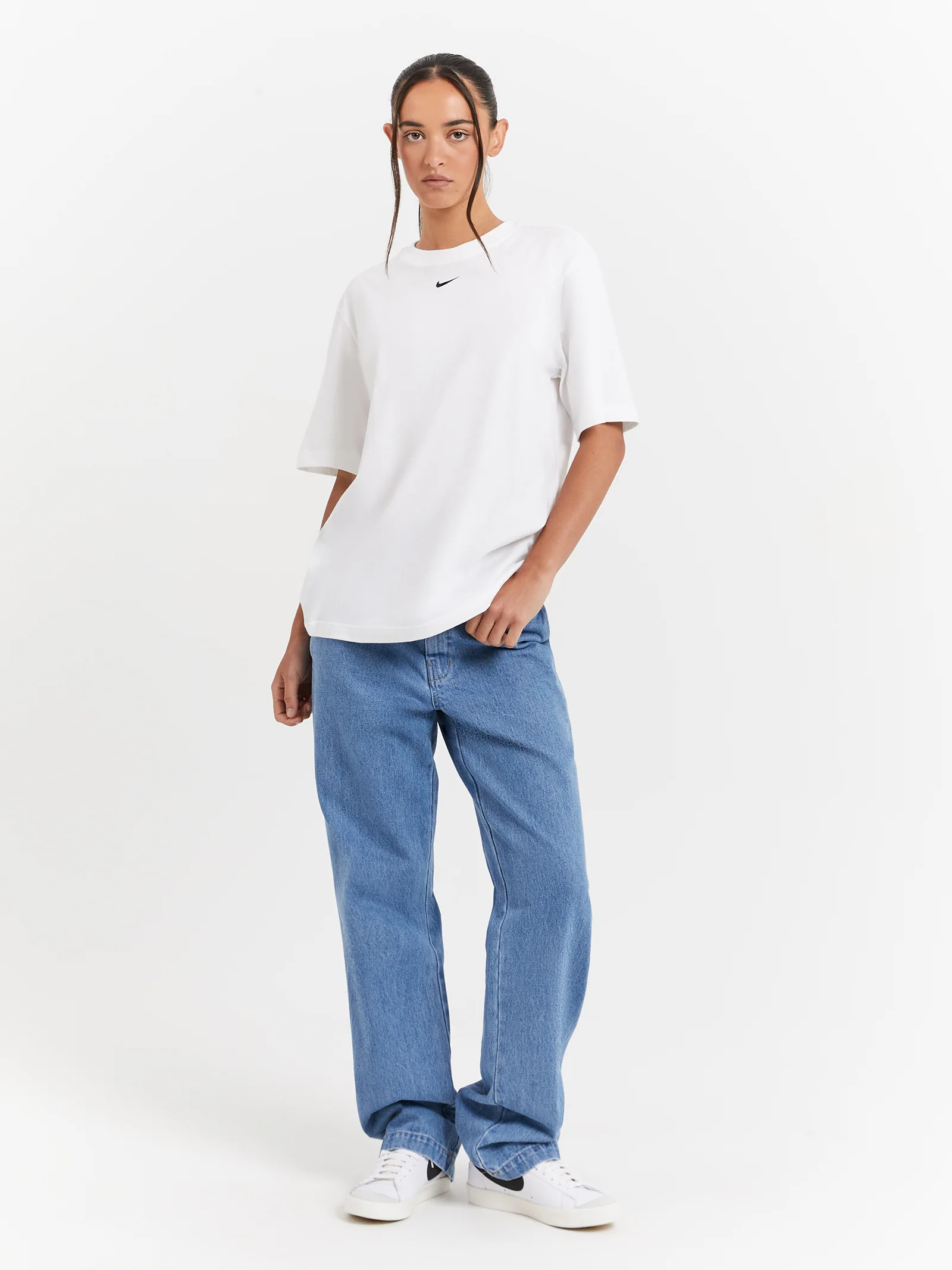 Sportswear Essentials T-Shirt - Image 2
