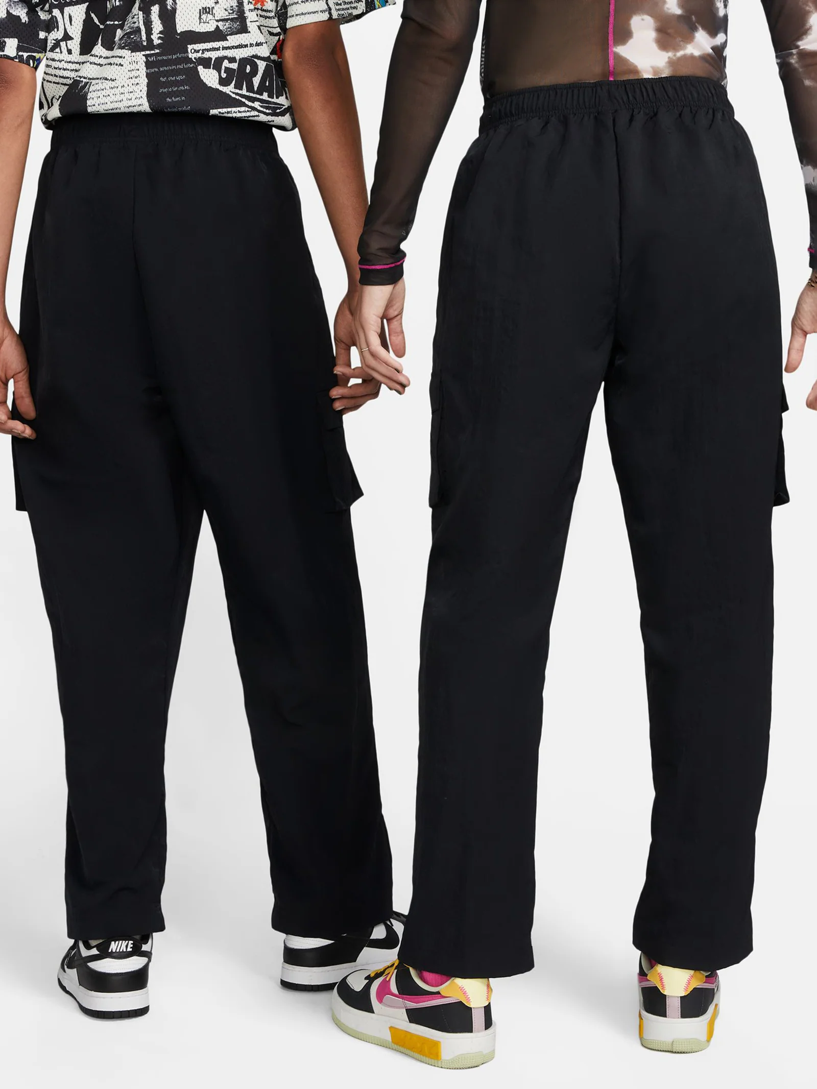 Sportswear Essentials Woven Cargo Pants - Image 8