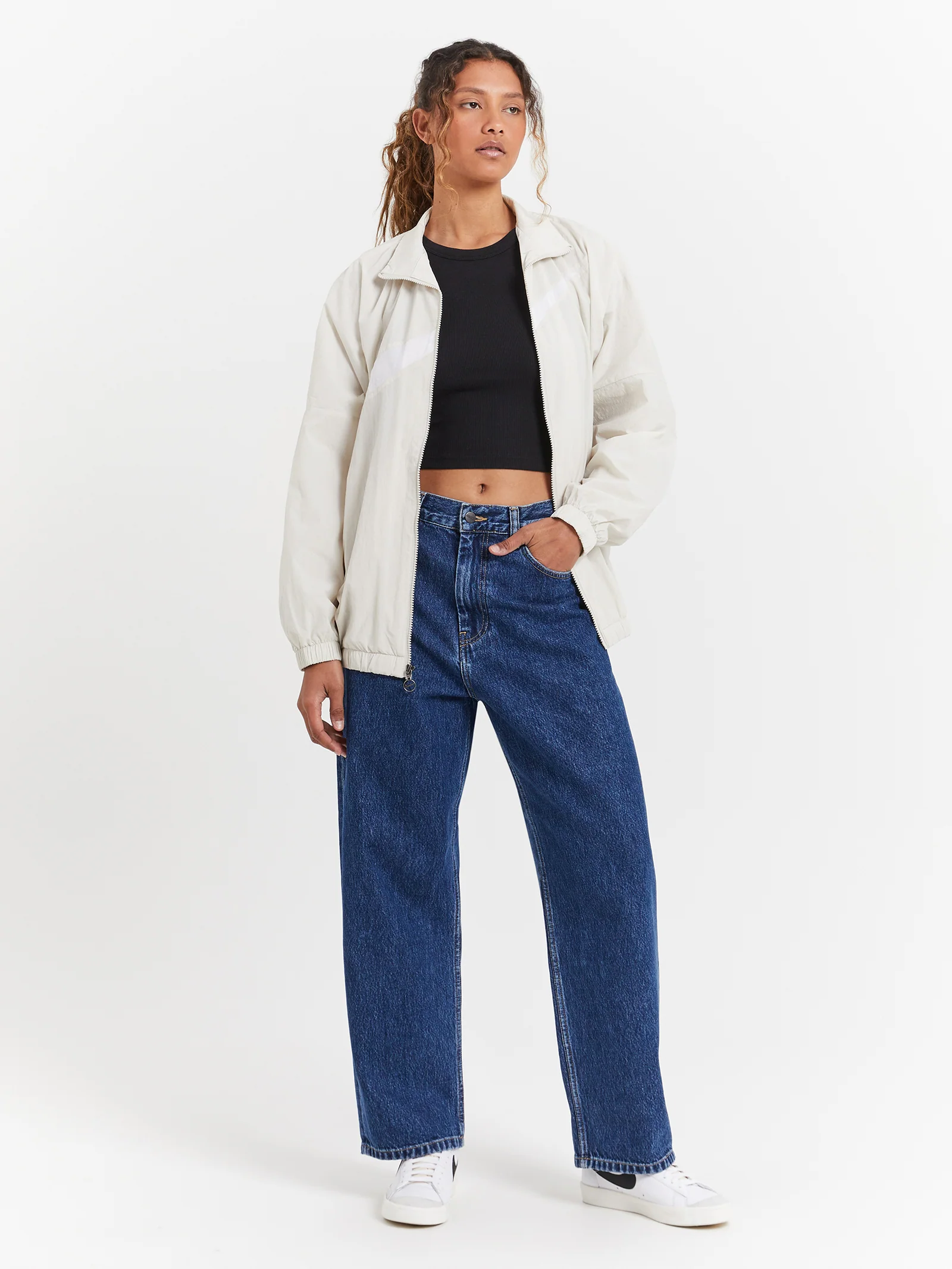 Sportswear Essentials Woven Jacket - Image 3
