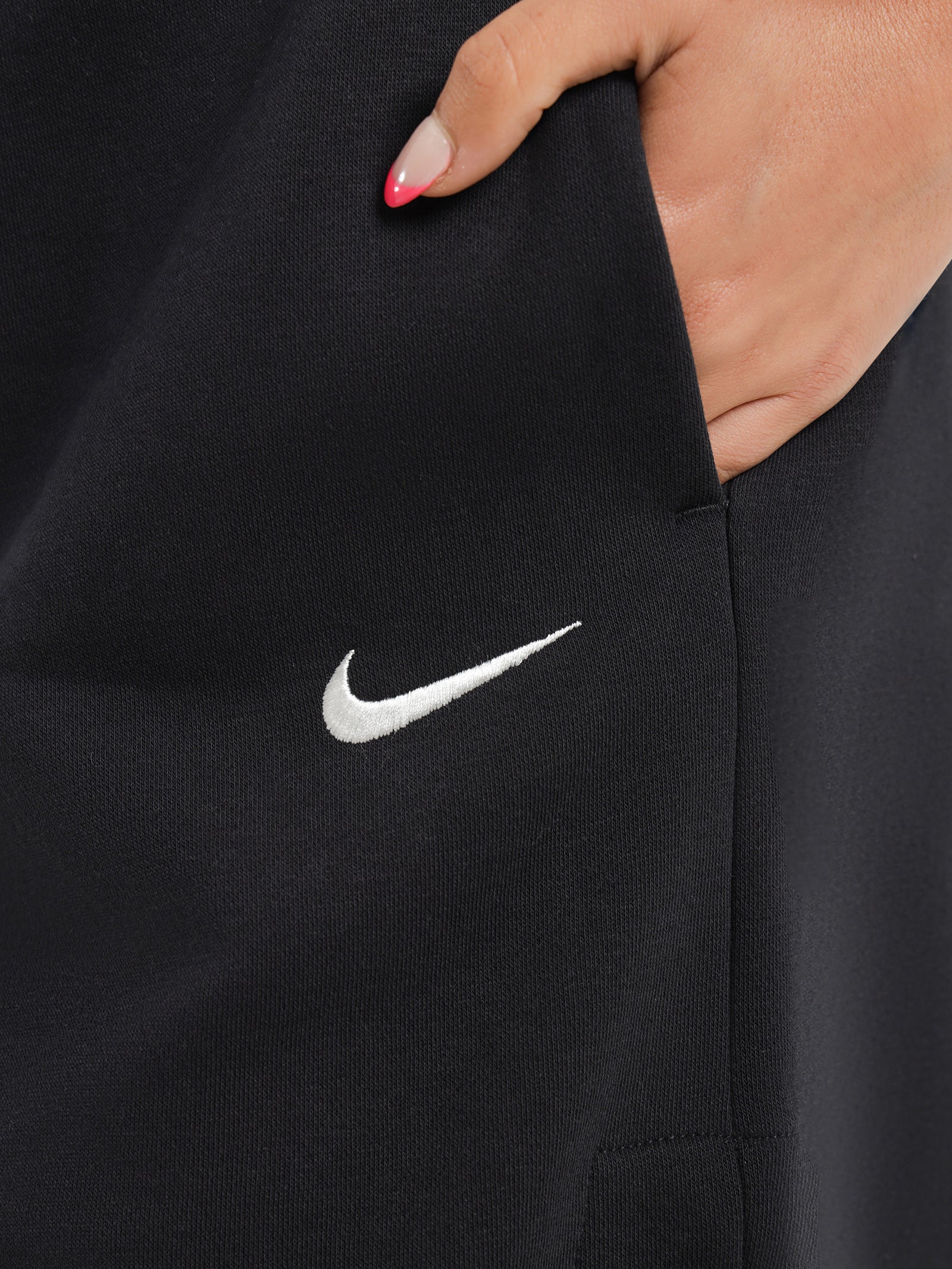 Sportswear Phoenix Fleece High Rise Shorts - Image 3