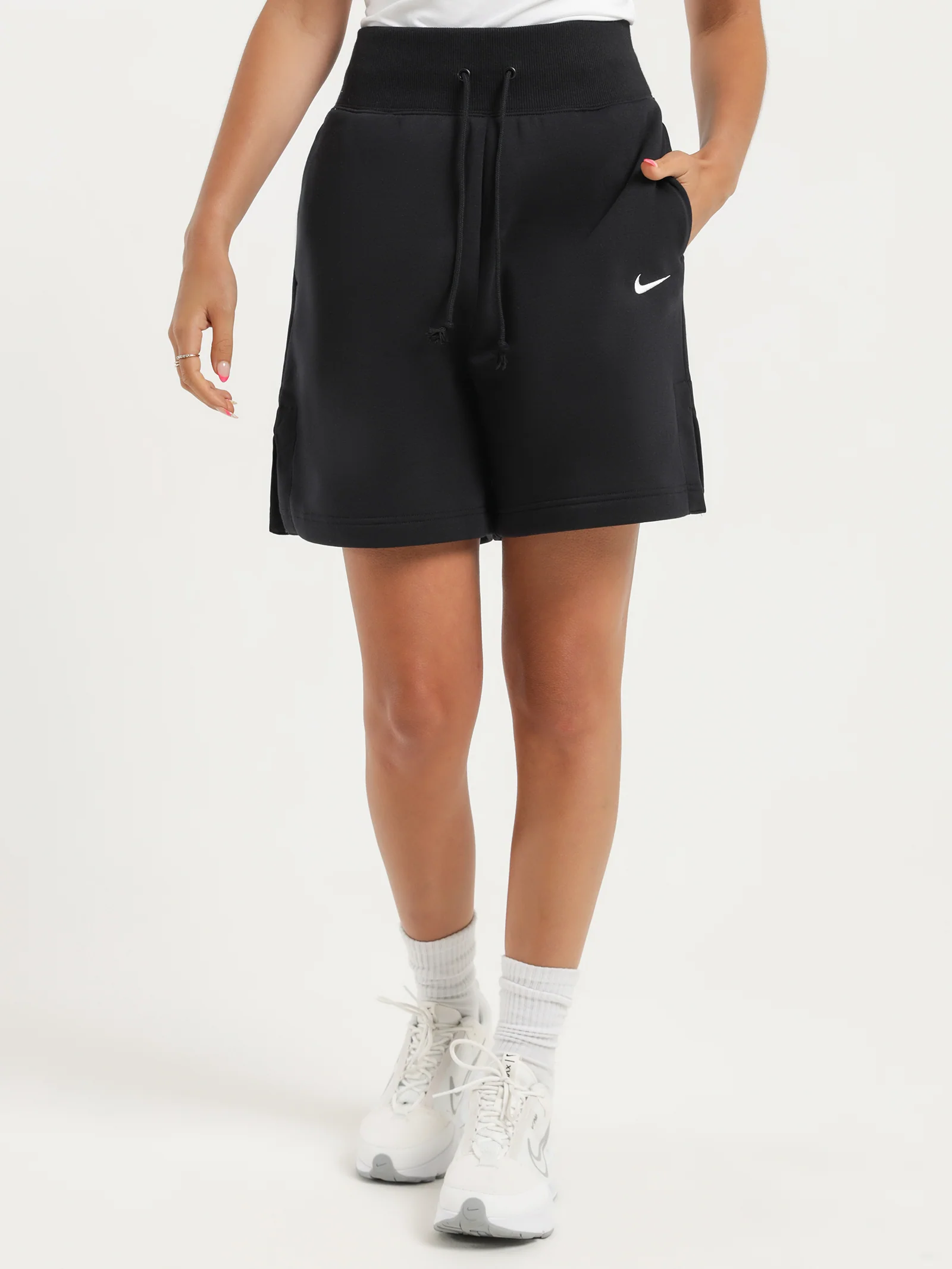 Sportswear Phoenix Fleece High Rise Shorts - Image 6